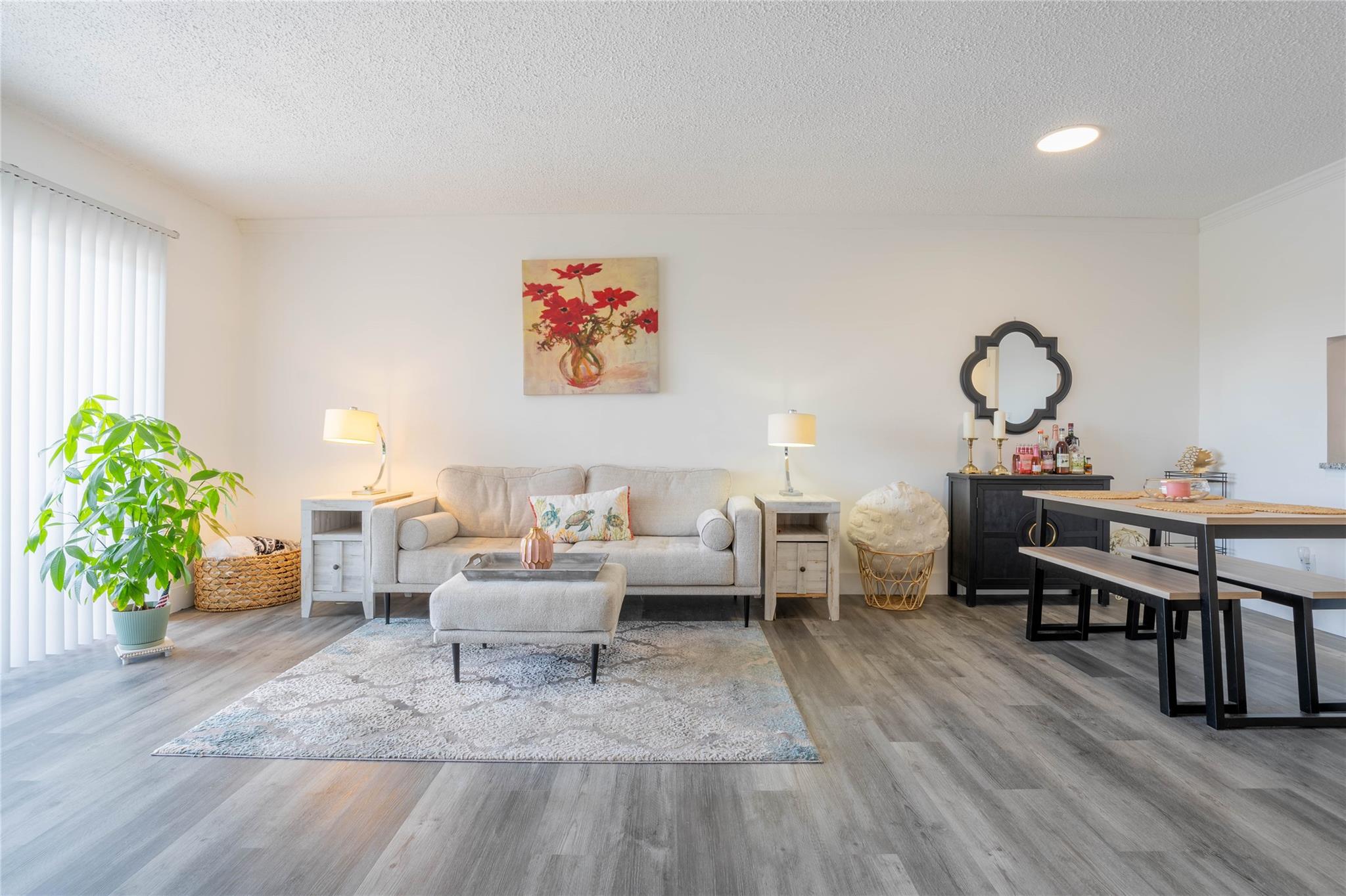 ORIOLE GOLF & TENNIS CLUB - Residential