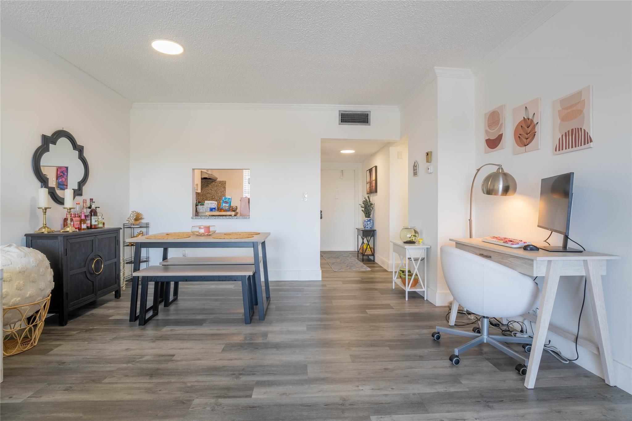ORIOLE GOLF & TENNIS CLUB - Residential