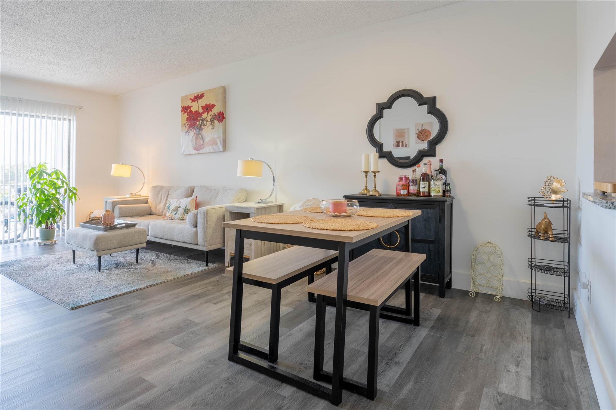 ORIOLE GOLF & TENNIS CLUB - Residential