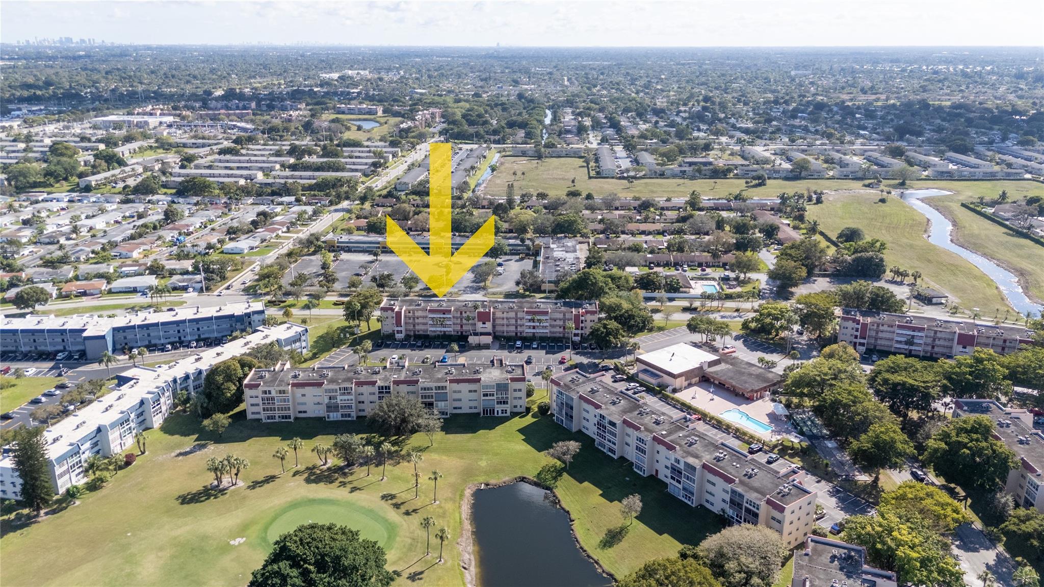ORIOLE GOLF & TENNIS CLUB - Residential