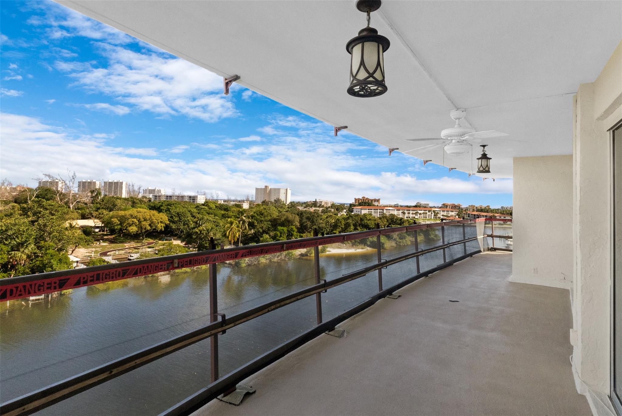 Hillsboro Cove - Residential