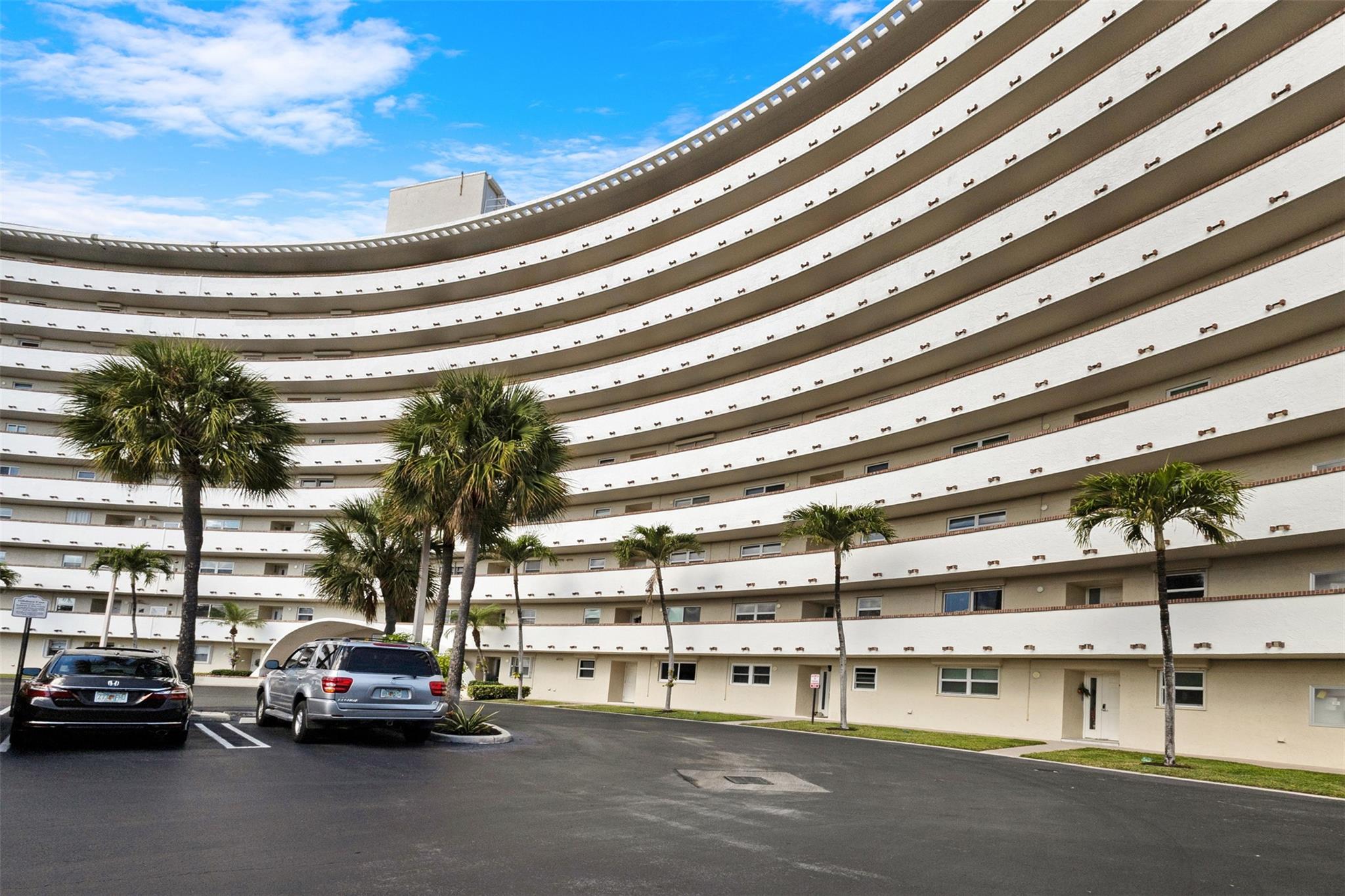 Hillsboro Cove - Residential