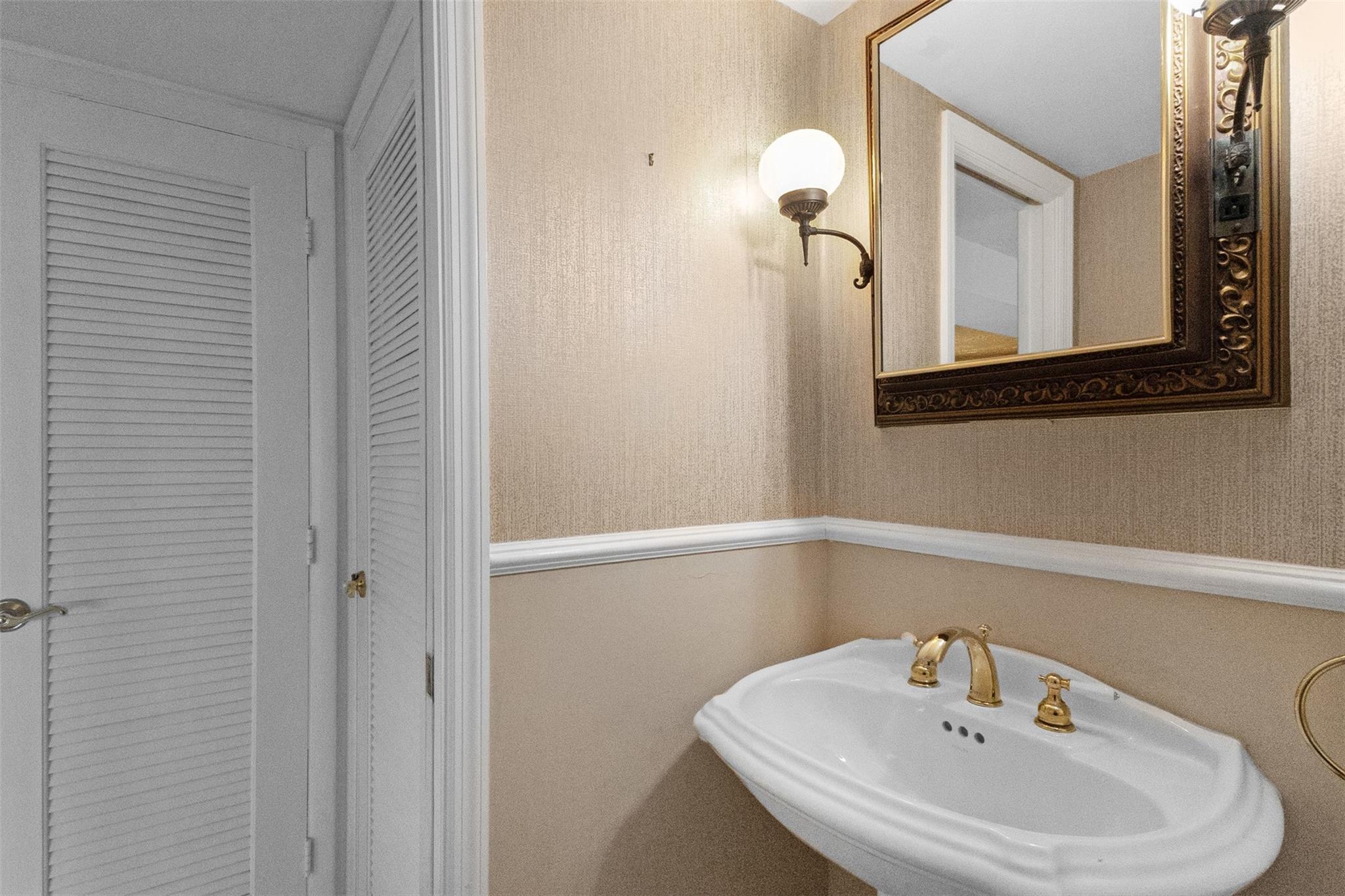 Hillsboro Cove - Residential