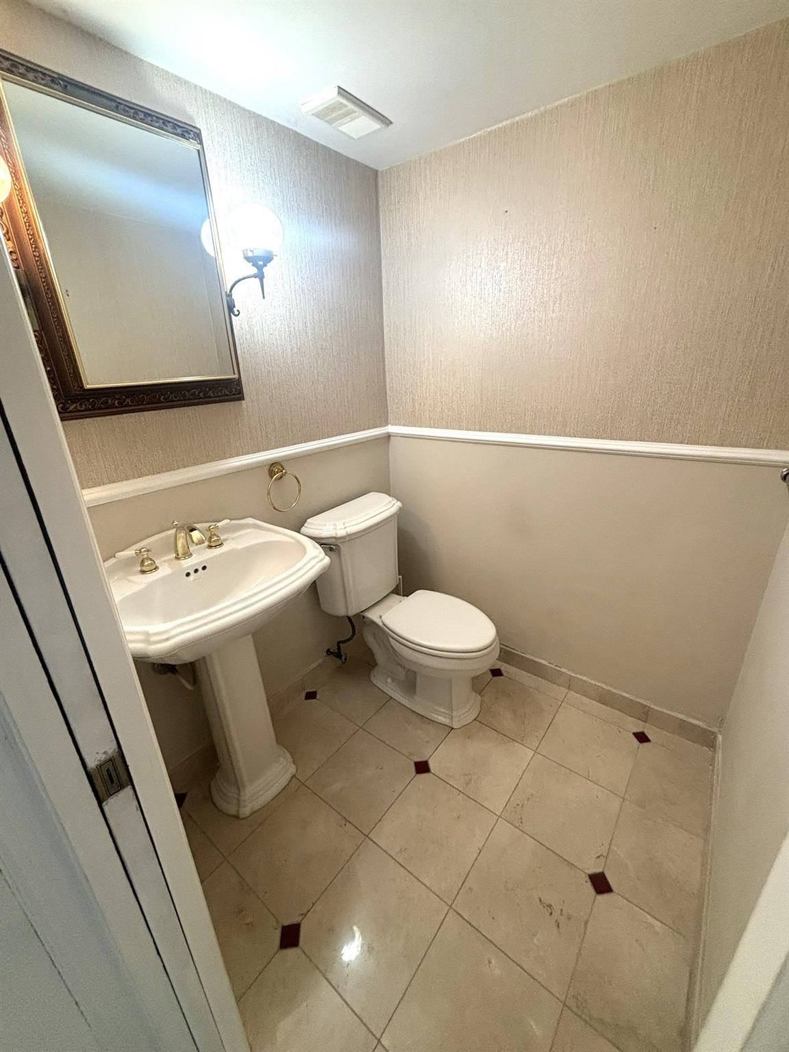 Hillsboro Cove - Residential