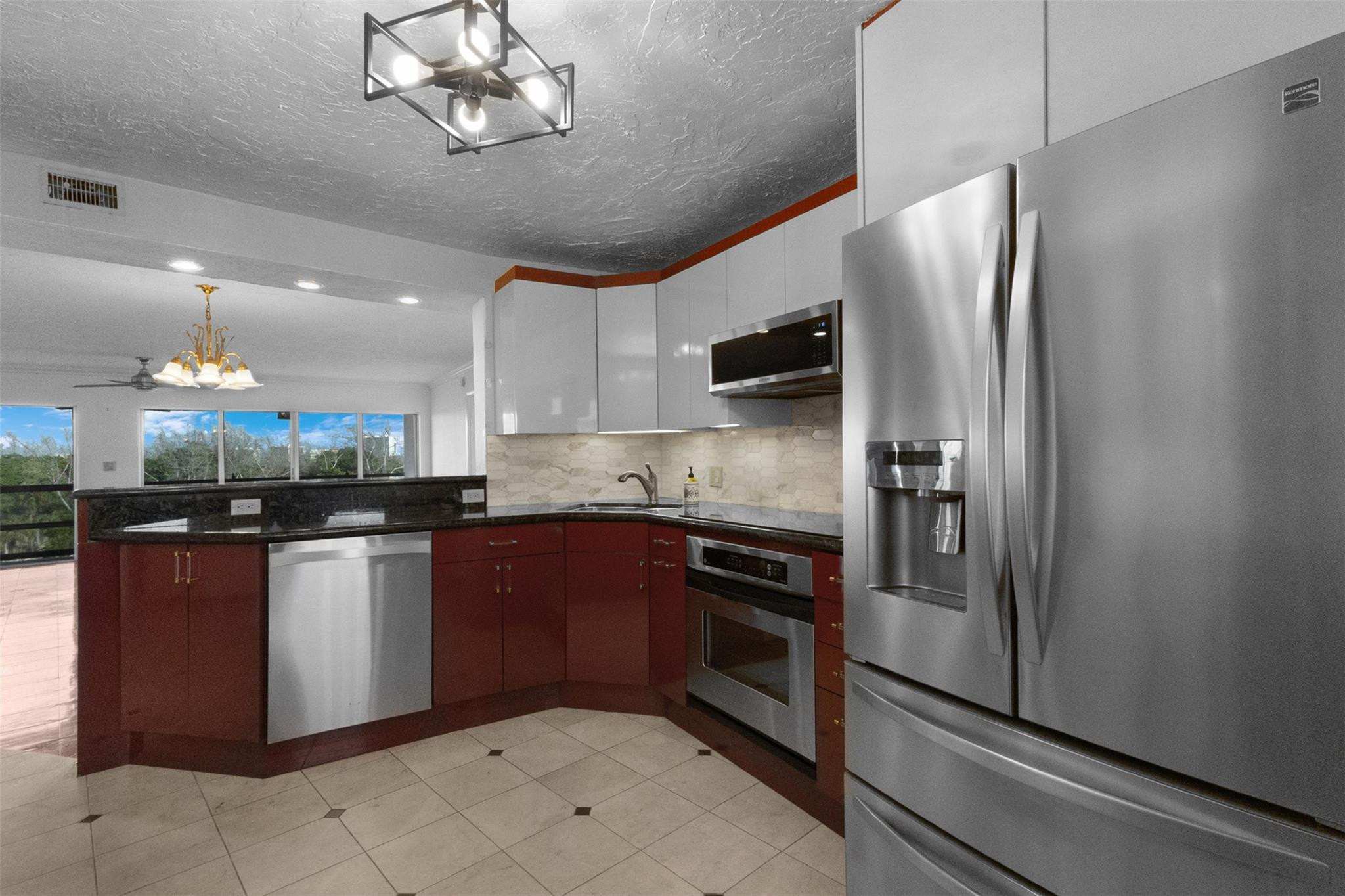 1537 E Hillsboro Boulevard 745