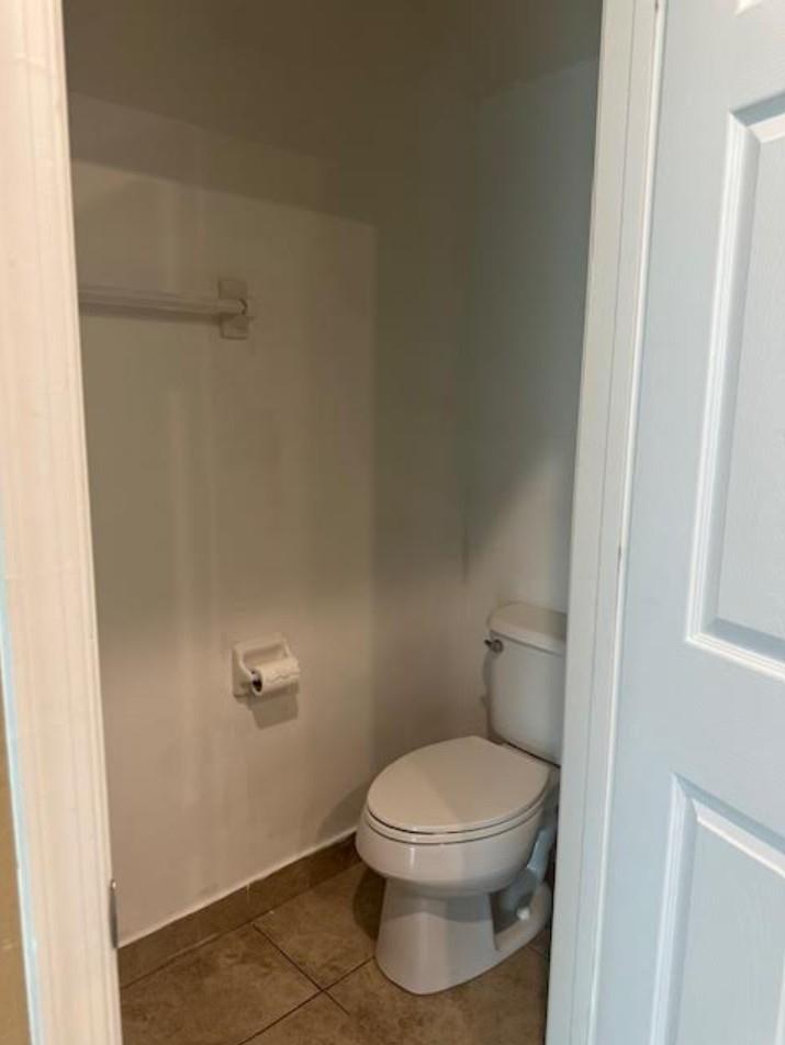 Charleston Commons II - Residential Lease