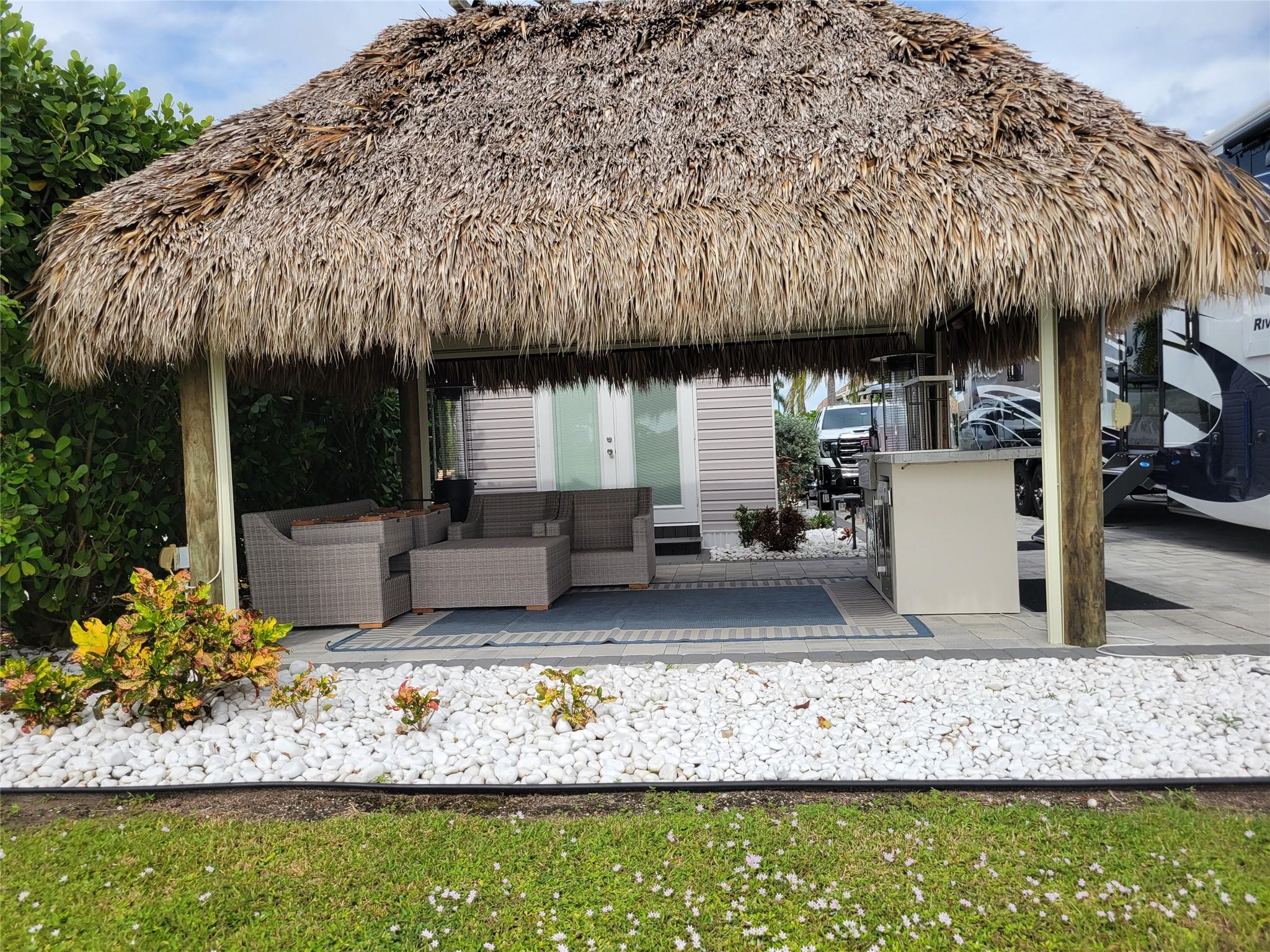 Silver Palms Rv Resort - Land