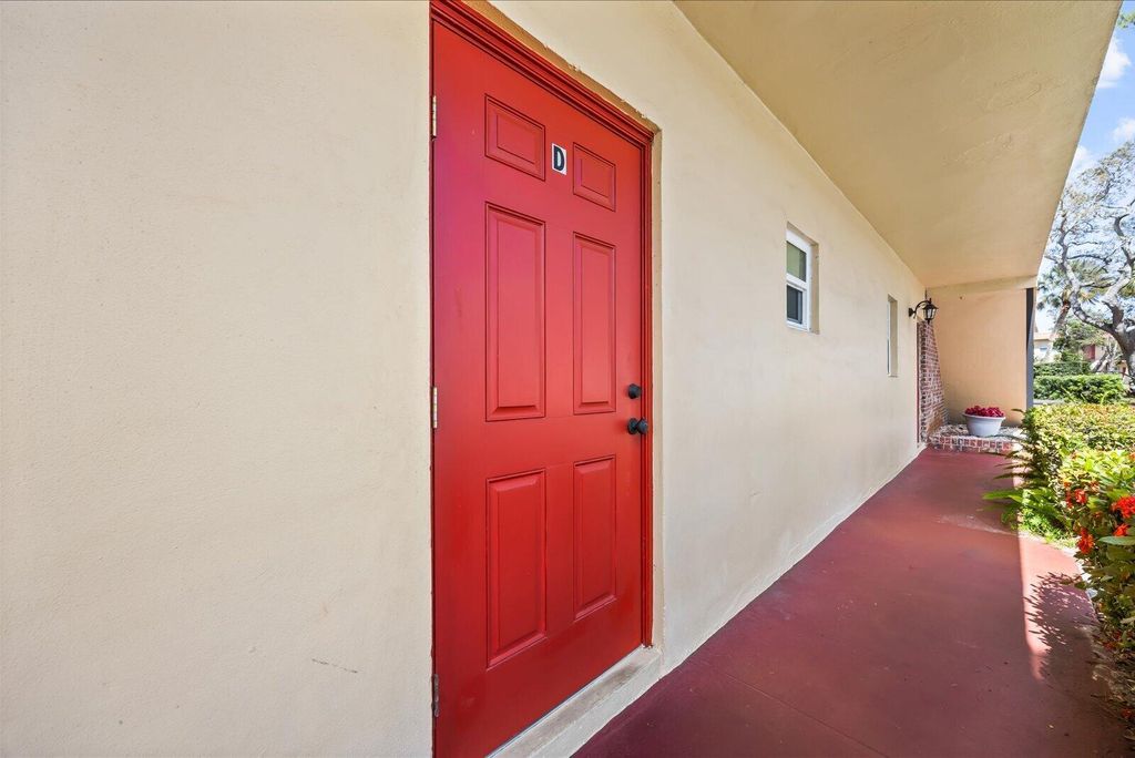 Photo of 1943 SW Palm City Road #22-d, Stuart, FL 34994 (MLS # B26014740)