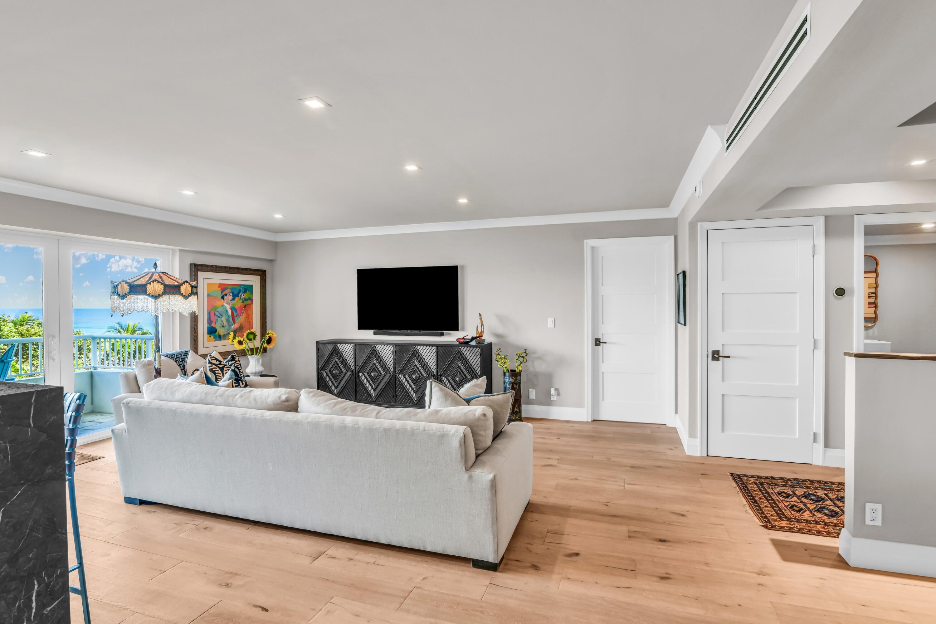 600 S Ocean Boulevard 407