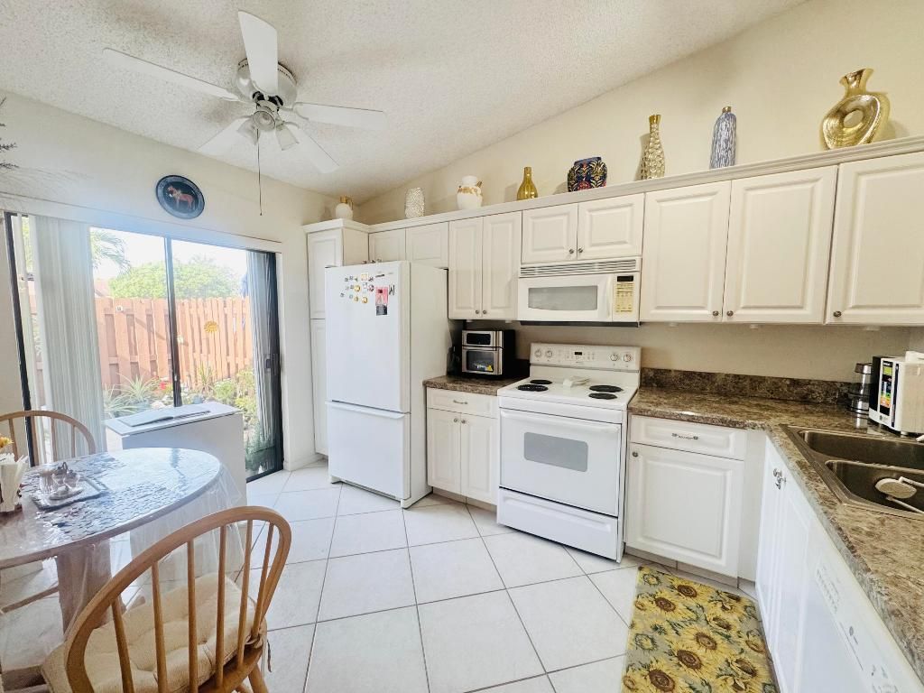 Photo of 3815 Lace Vine Lane, Boynton Beach, FL 33436 (MLS # R11097713)
