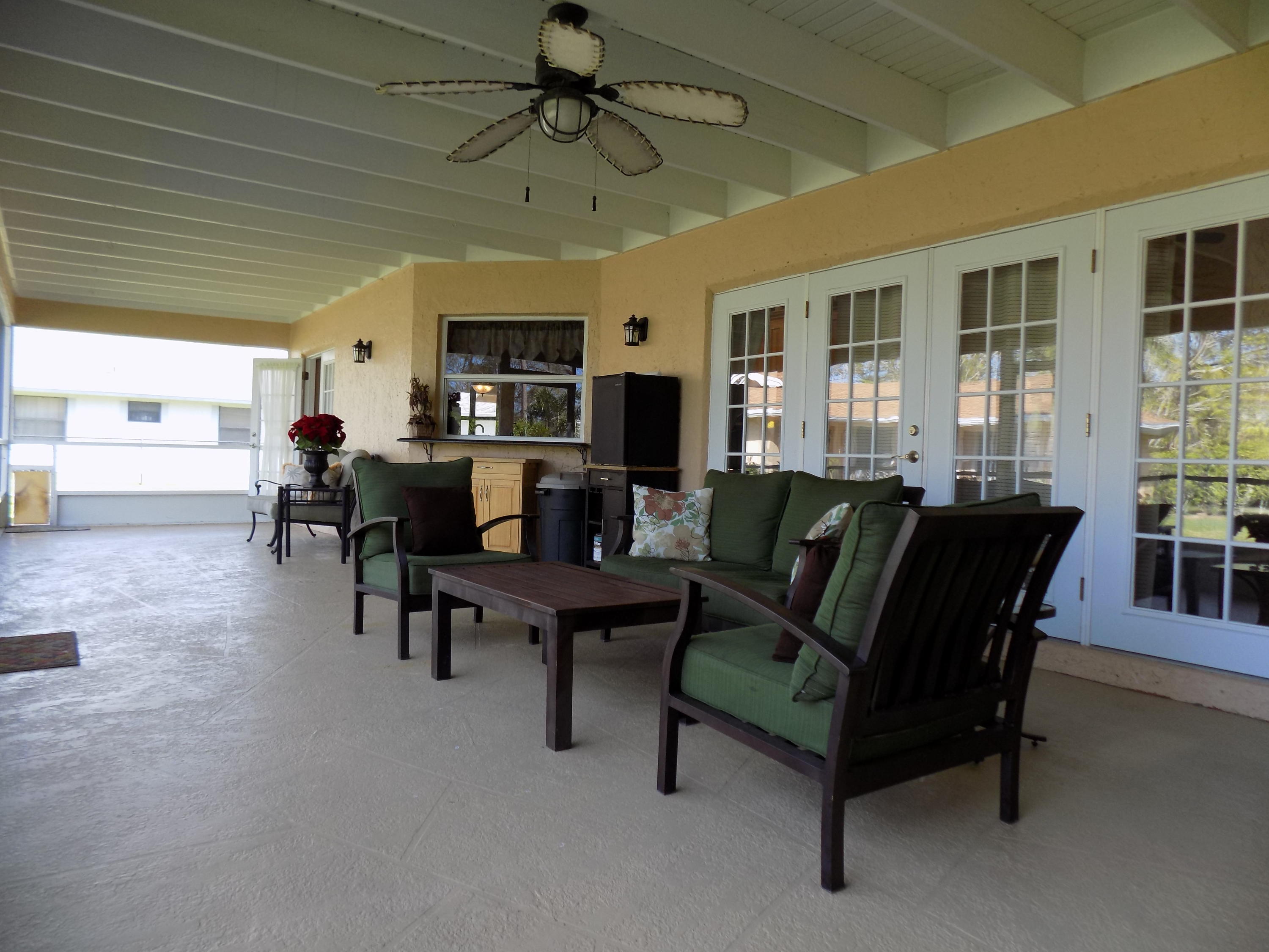 PINEWOOD GROVE OF WELLINGTON - Residential