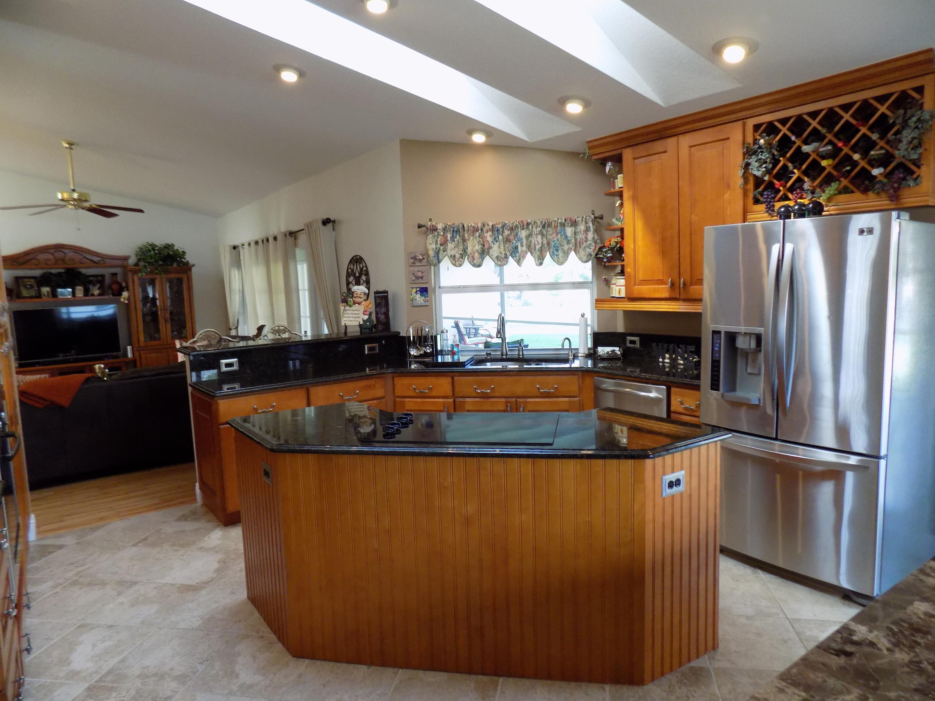 PINEWOOD GROVE OF WELLINGTON - Residential