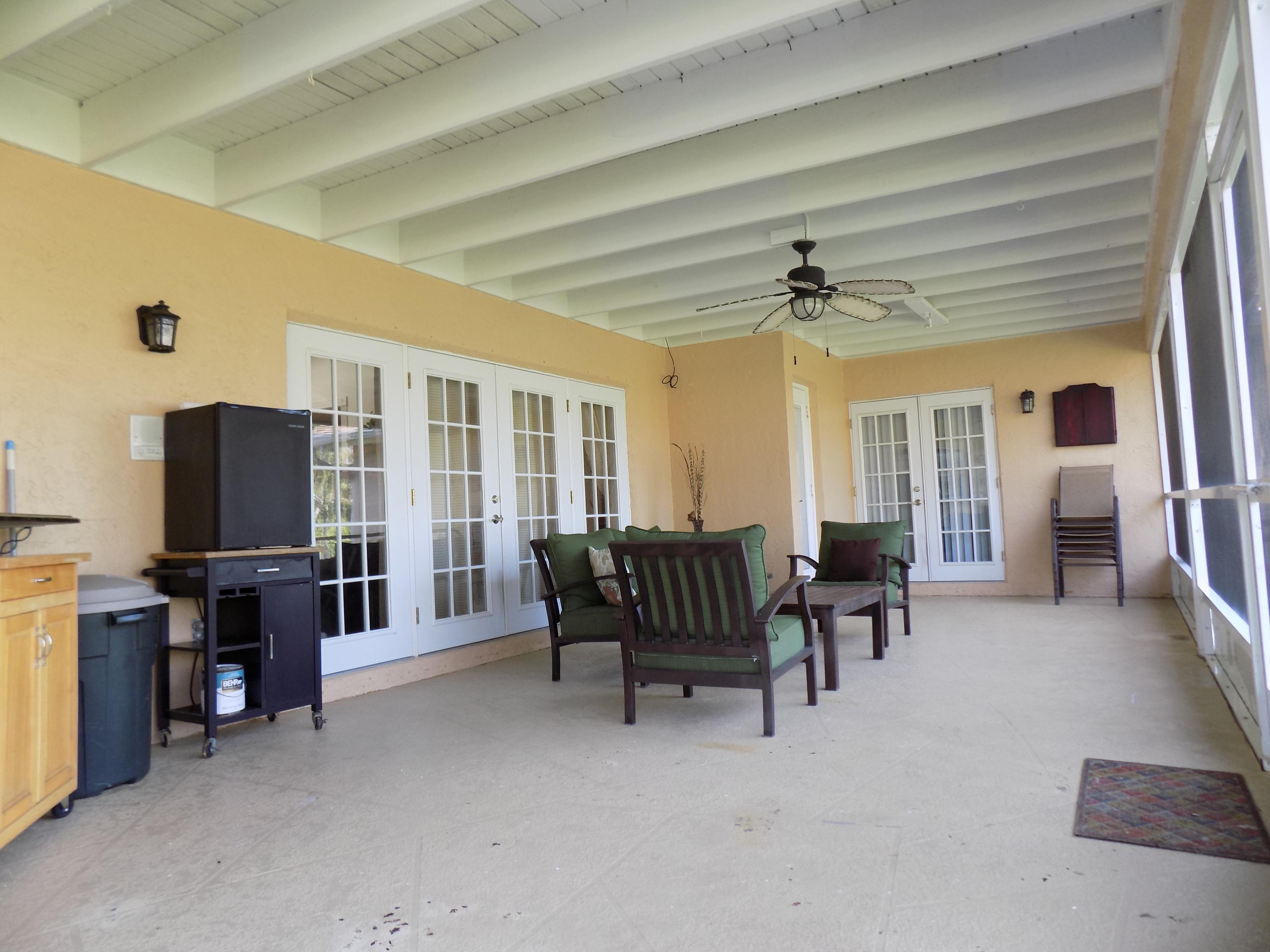 PINEWOOD GROVE OF WELLINGTON - Residential