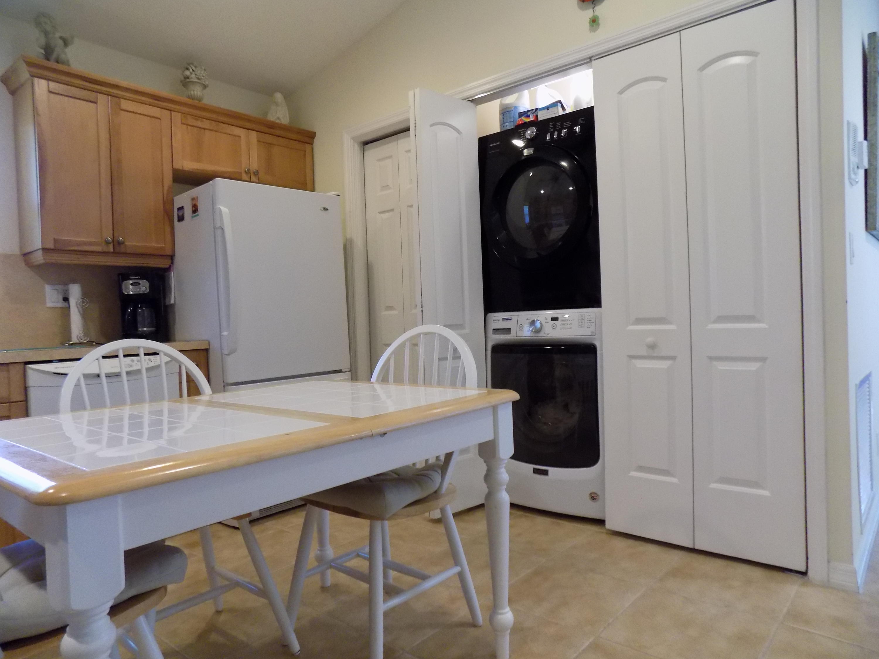 PINEWOOD GROVE OF WELLINGTON - Residential