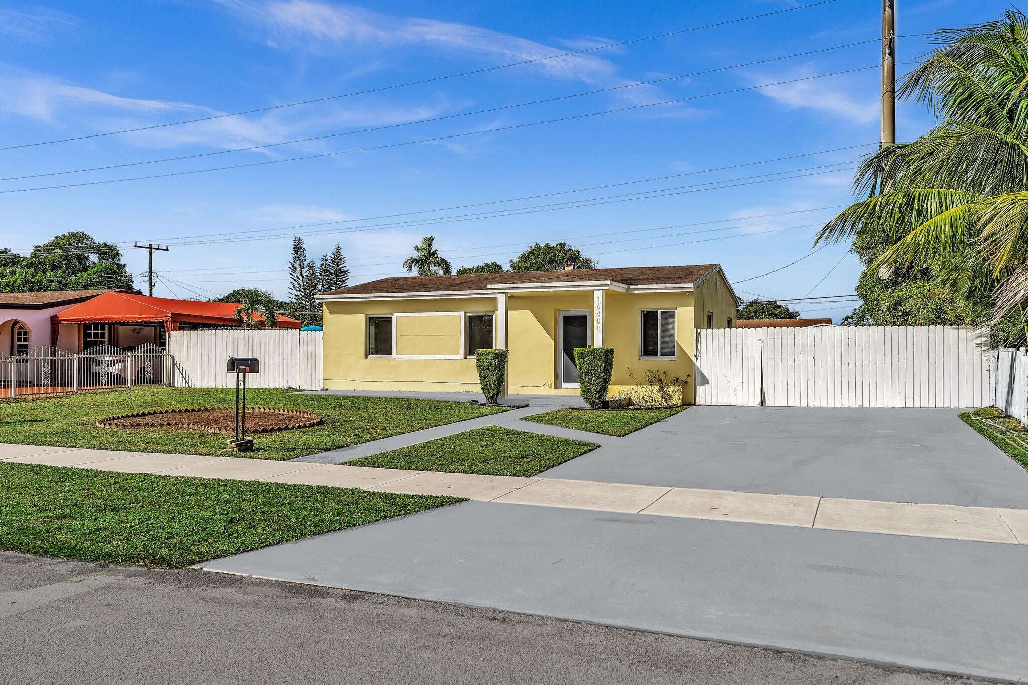 16400 NW 18th Place NW