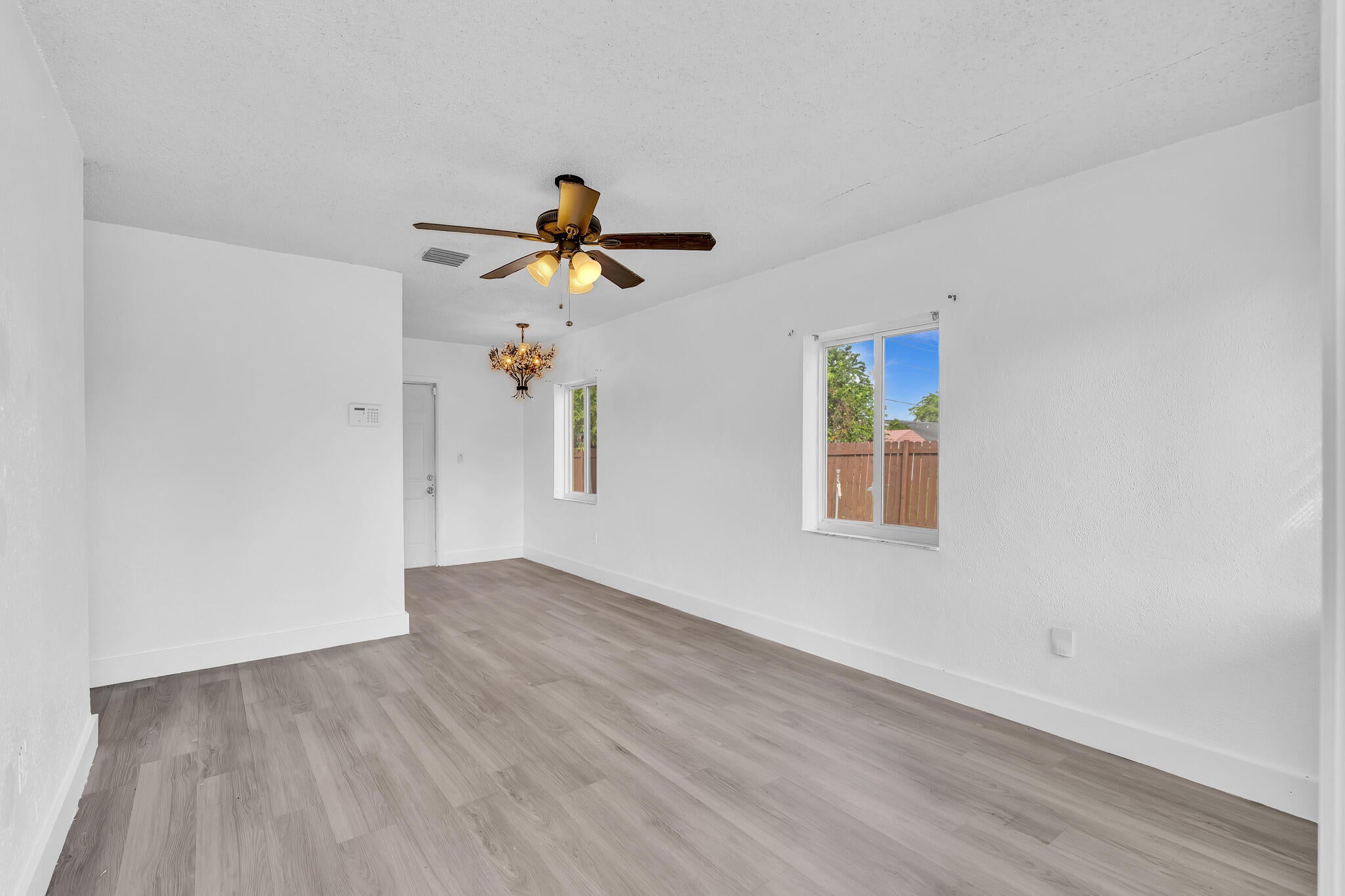 16400 NW 18th Place NW