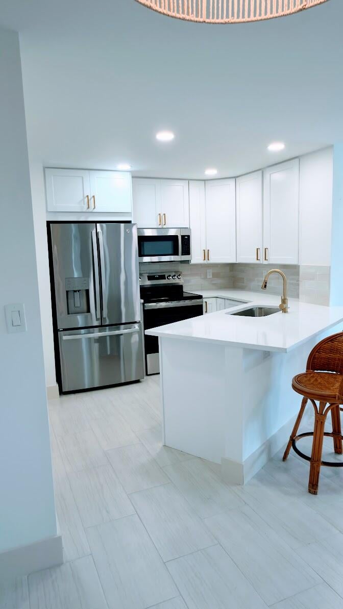 7547 S Oriole Boulevard 101, Delray Beach FL 33446