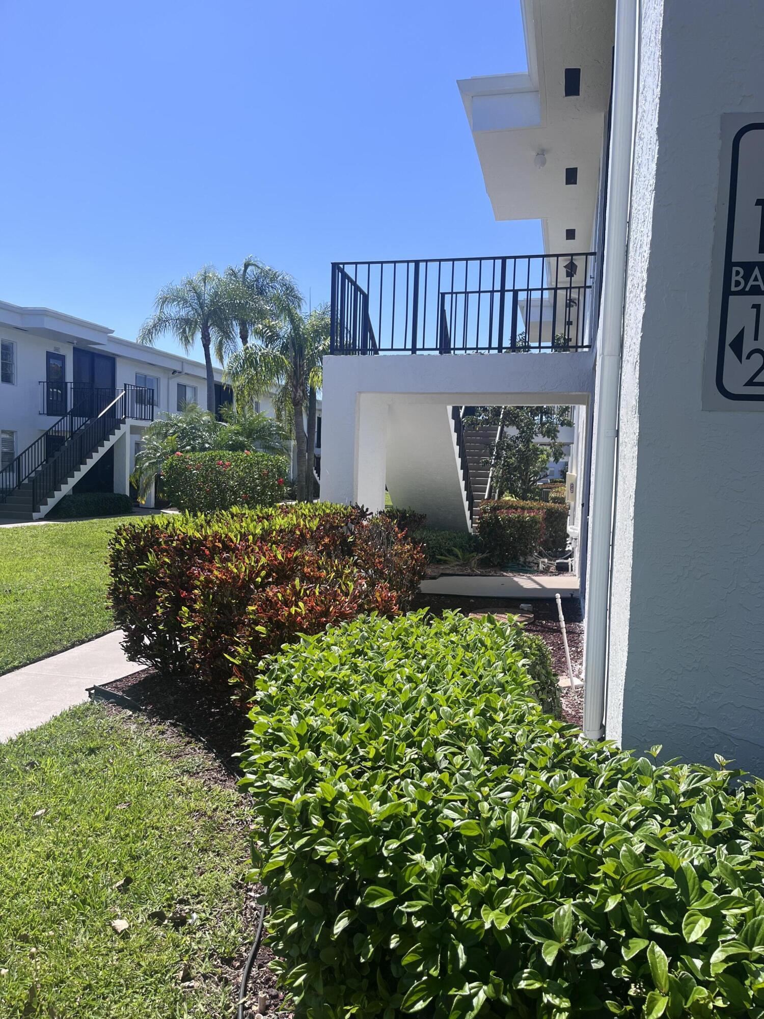 INTERNATIONAL CLUB CONDO - Residential