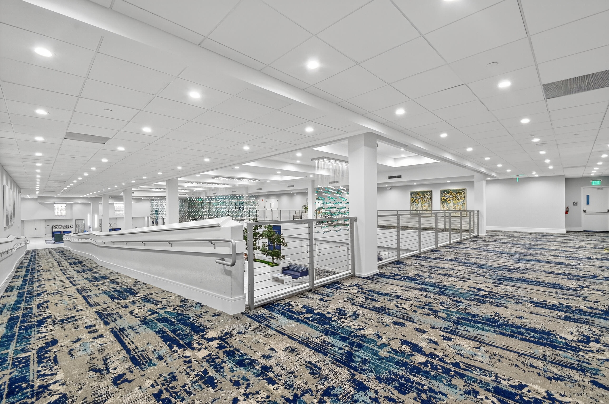 INTERNATIONAL CLUB CONDO - Residential