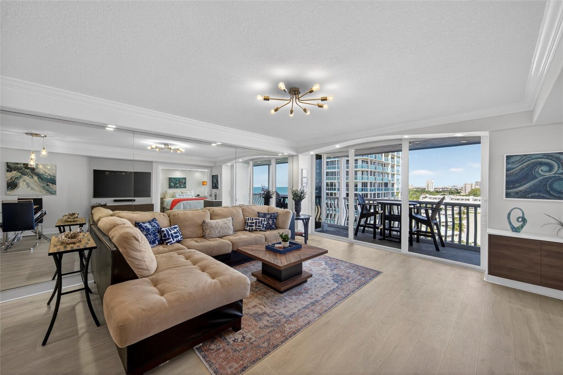 Point of Americas II - Residential