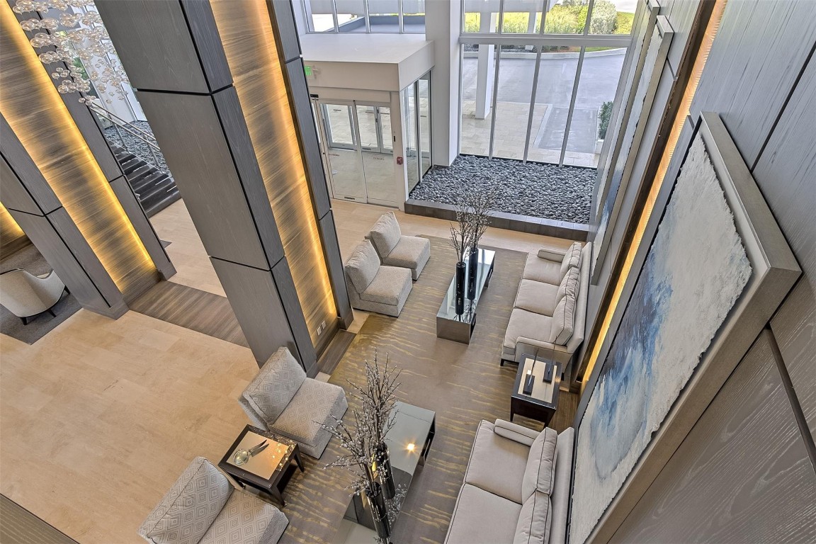 Point of Americas II - Residential