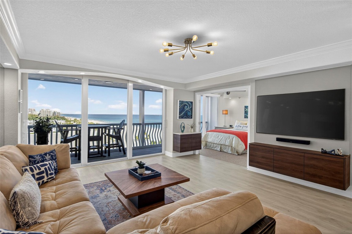 Point of Americas II - Residential