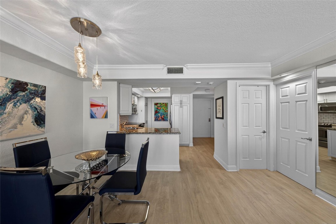 Point of Americas II - Residential