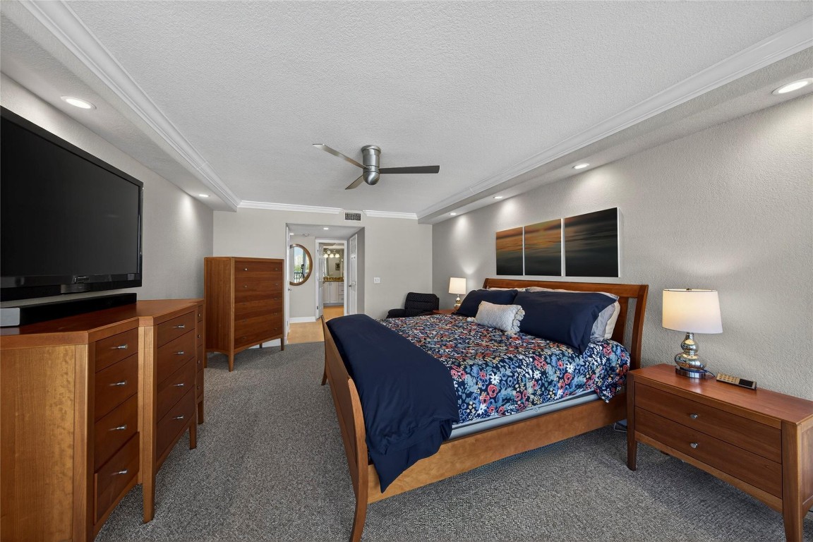 Point of Americas II - Residential