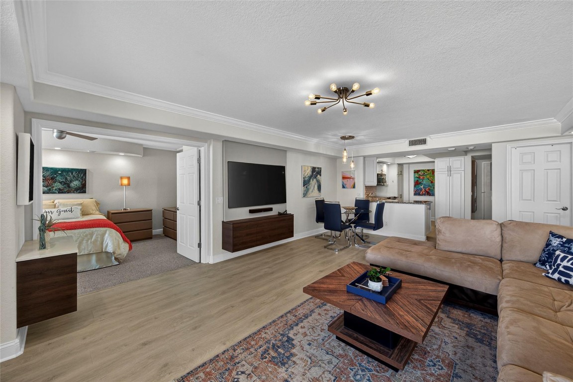 Point of Americas II - Residential