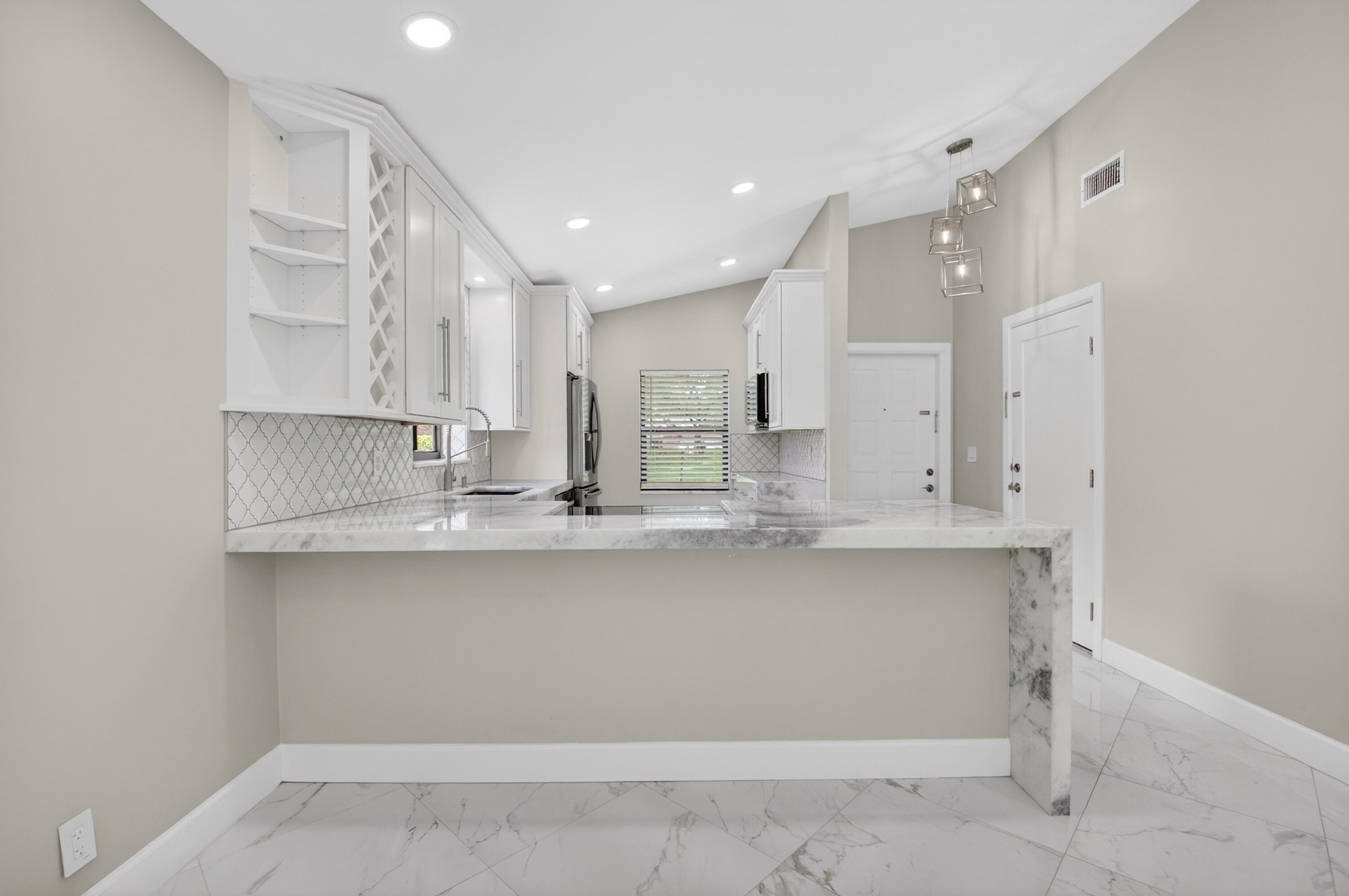 WHISPER WALK /EASTGATE - Residential