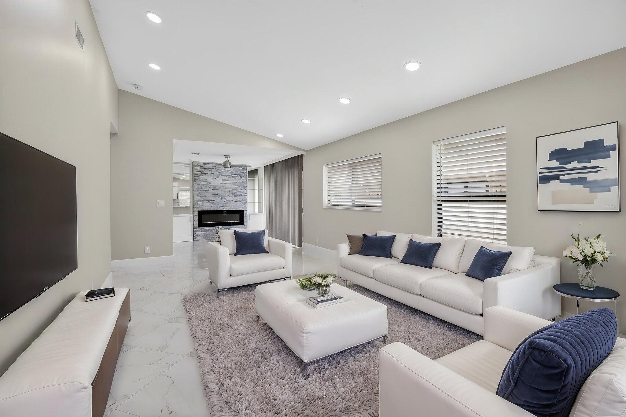 WHISPER WALK /EASTGATE - Residential