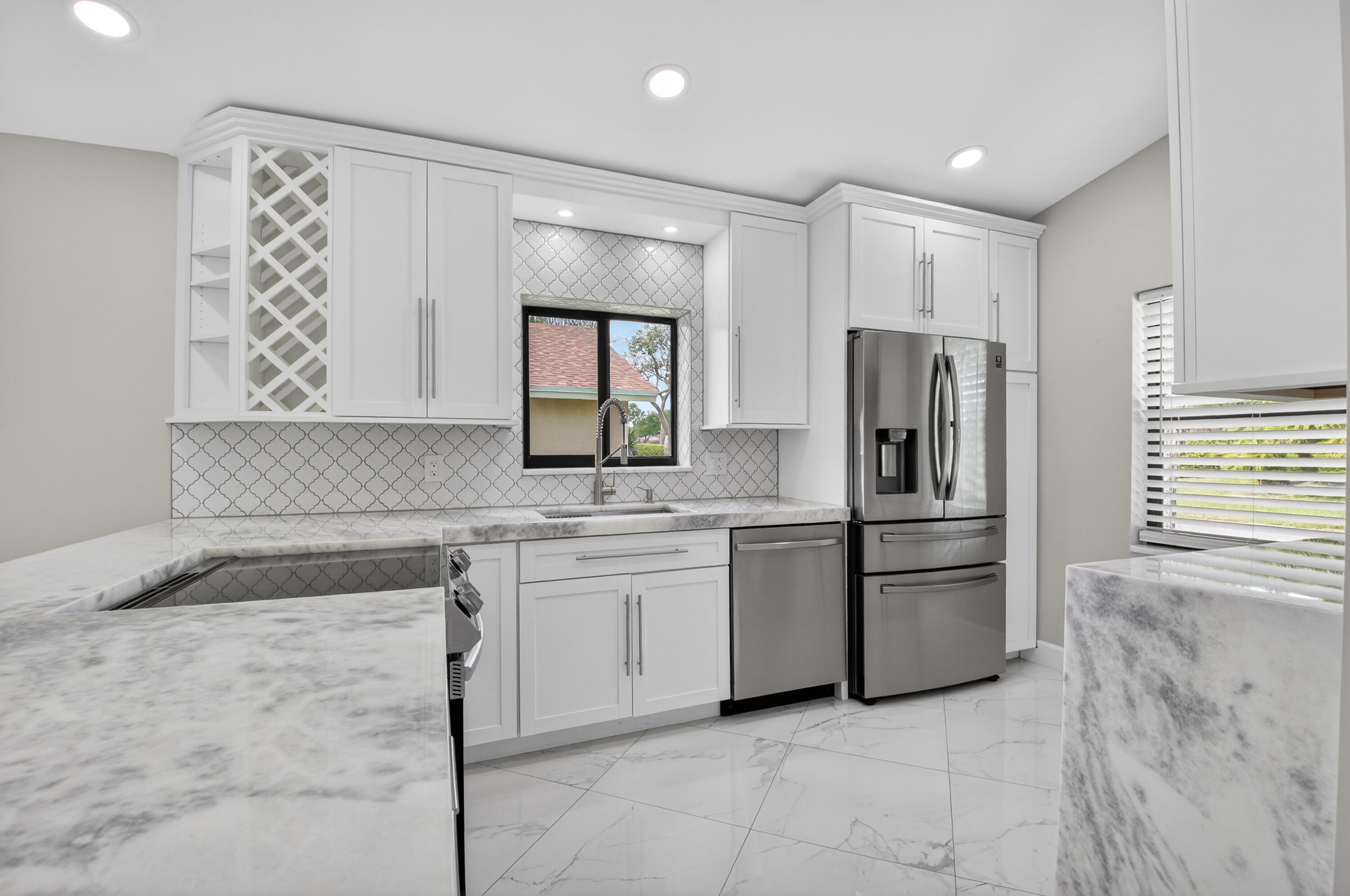 WHISPER WALK /EASTGATE - Residential