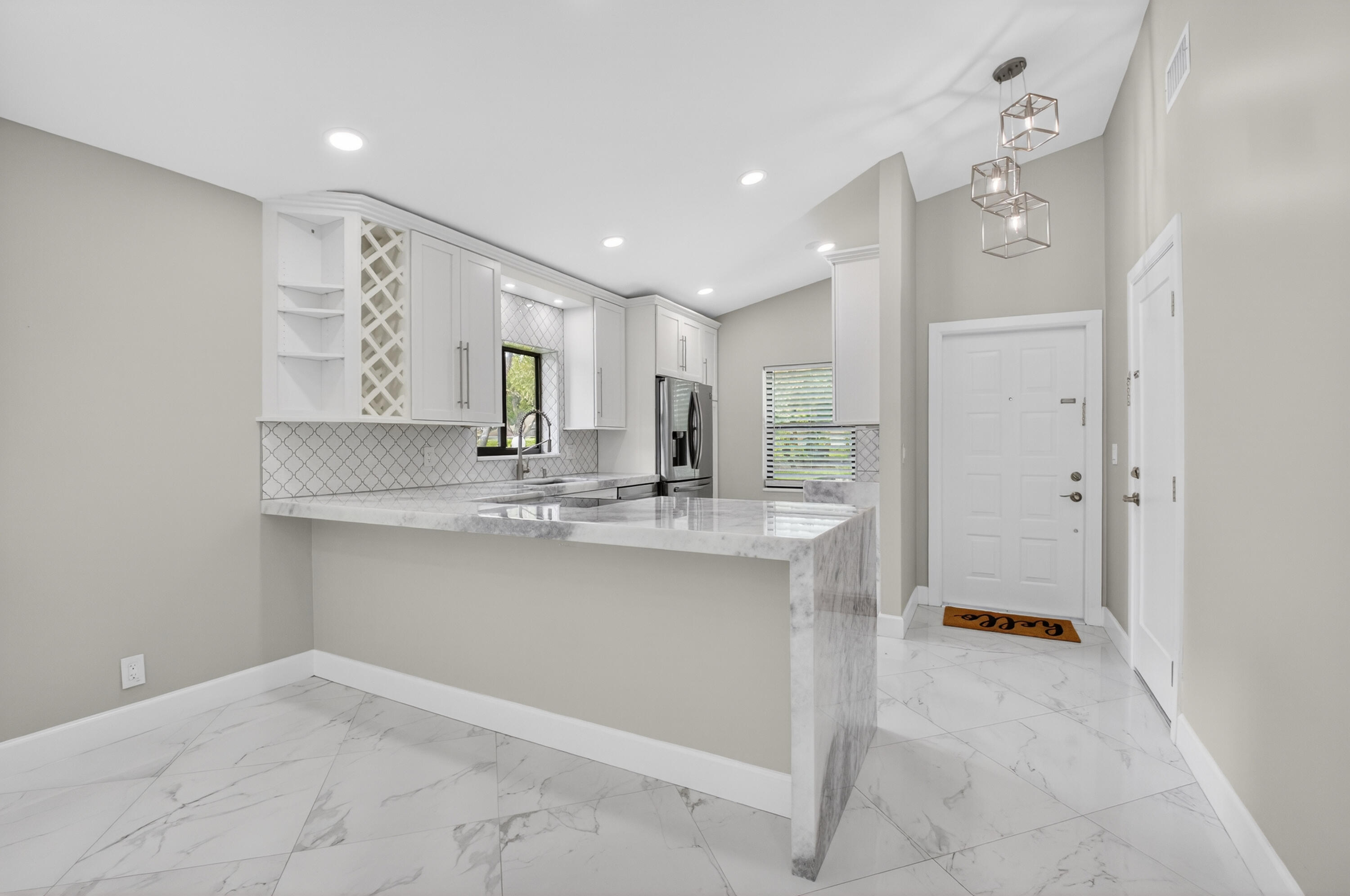 WHISPER WALK /EASTGATE - Residential