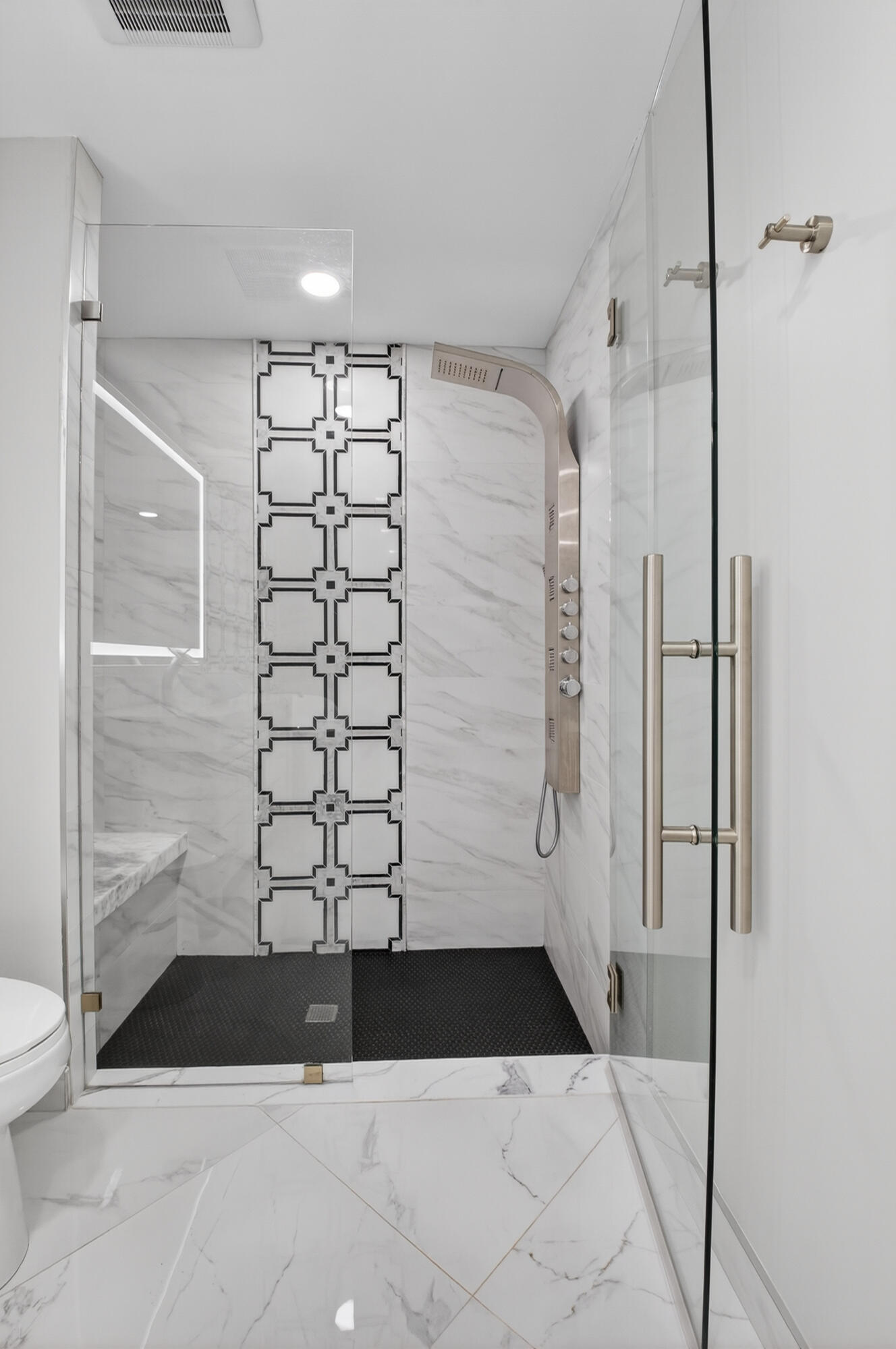 WHISPER WALK /EASTGATE - Residential