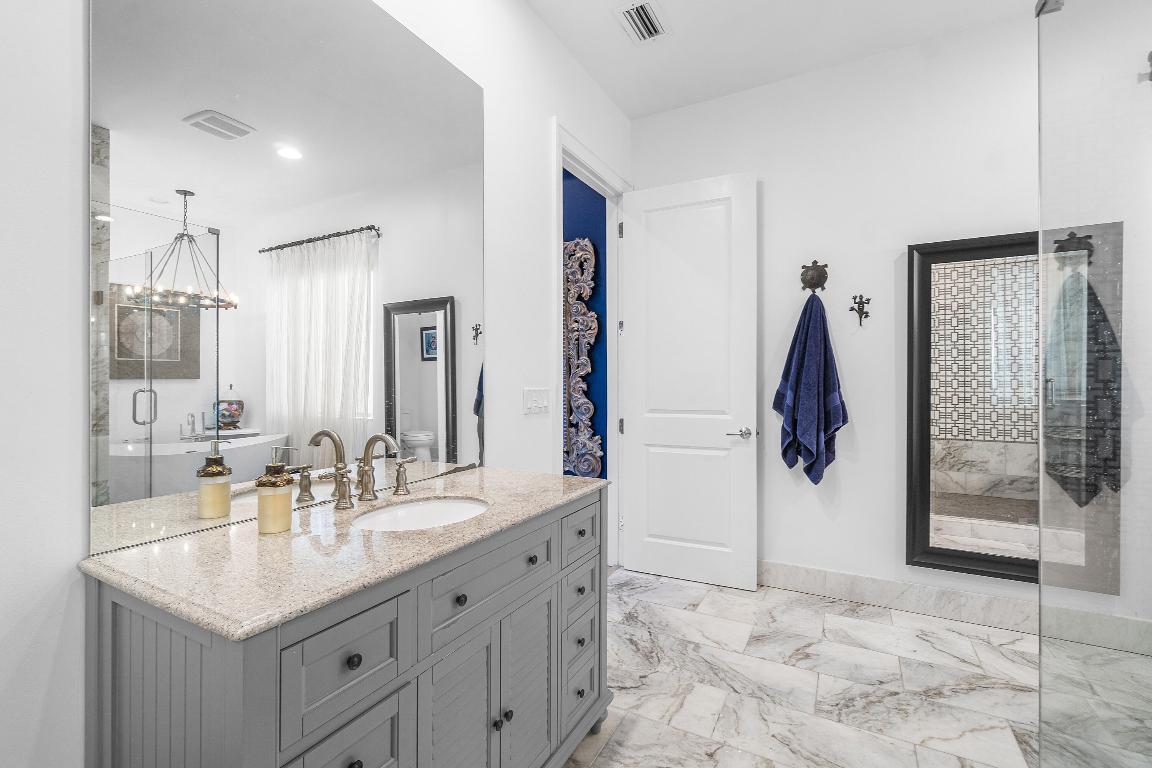 KINGS COURT, BOCA VILLAS JUST BEHIND MIZNER PARK - Residential Lease