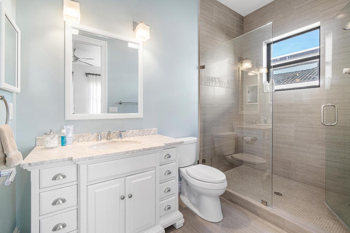 KINGS COURT, BOCA VILLAS JUST BEHIND MIZNER PARK - Residential Lease