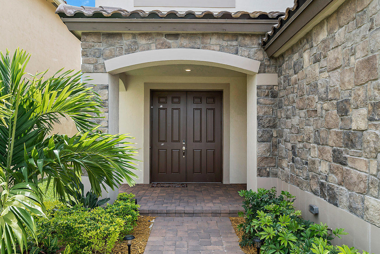 GULFSTREAM PRESERVE - Residential