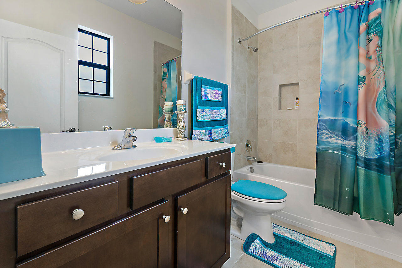 GULFSTREAM PRESERVE - Residential