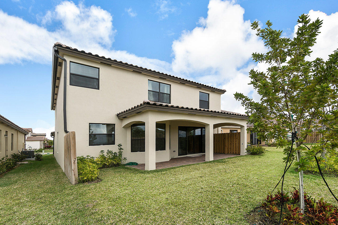 GULFSTREAM PRESERVE - Residential