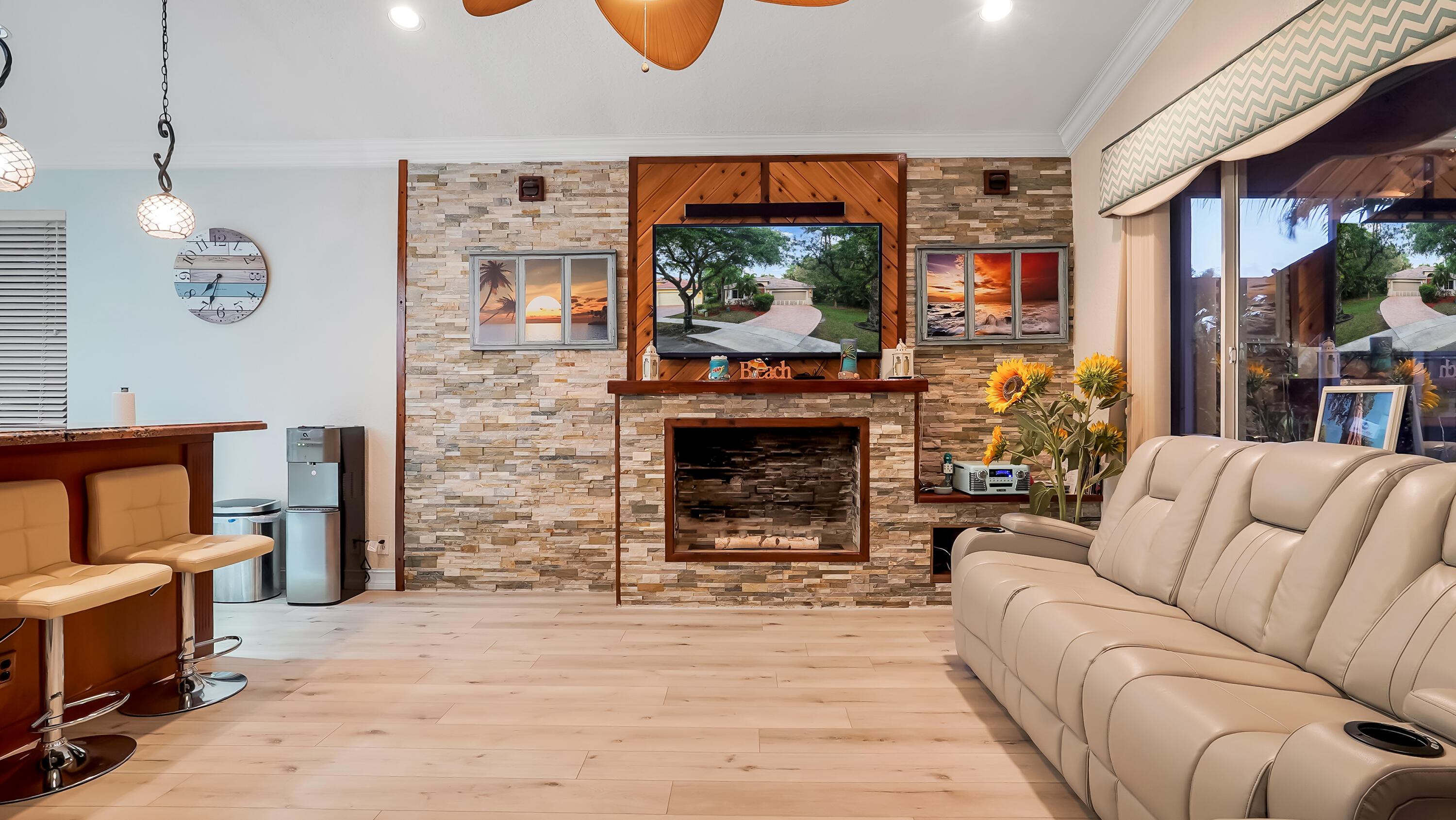 REGENCY LAKES AT COCONUT CREEK - Residential