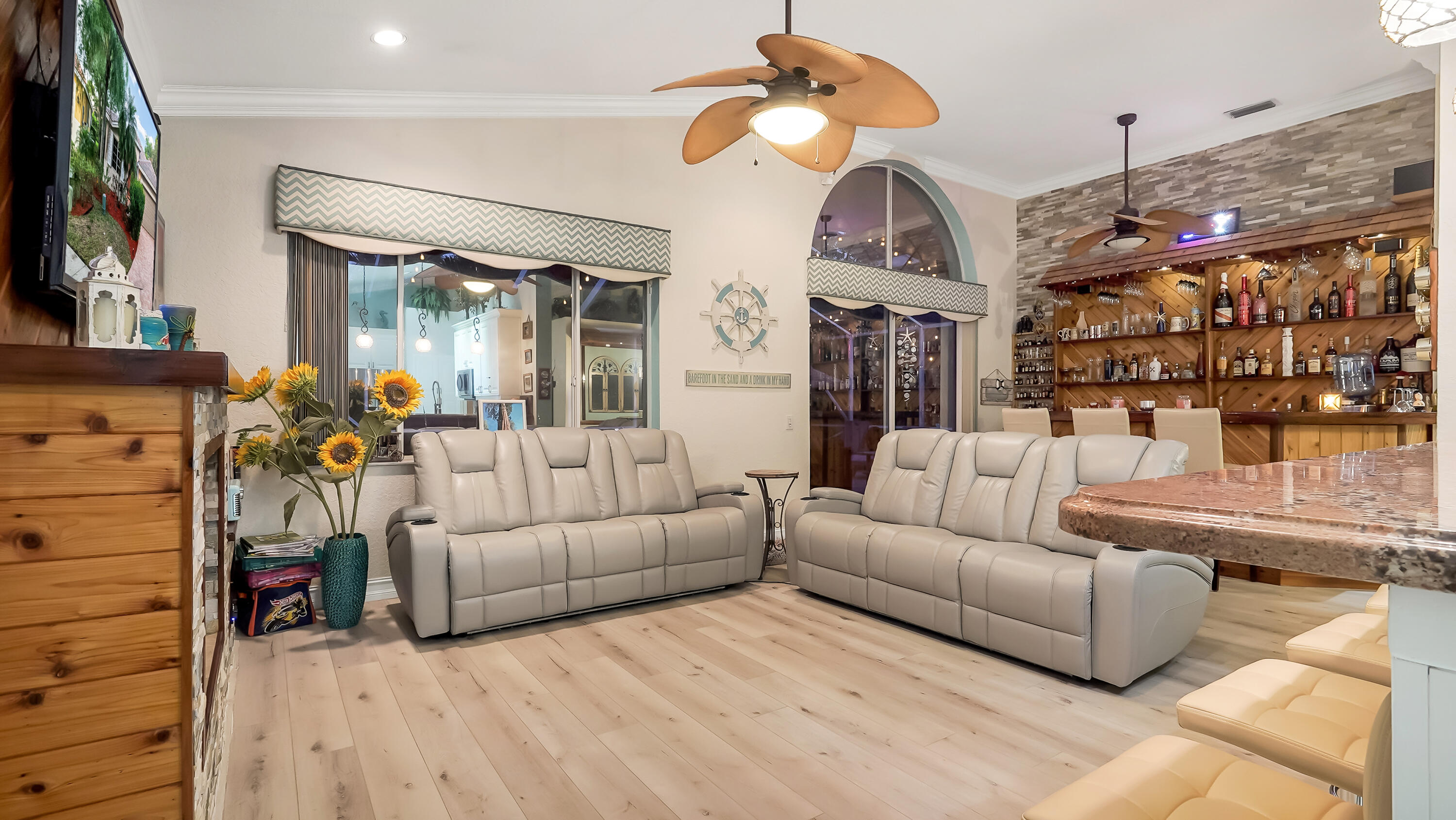 REGENCY LAKES AT COCONUT CREEK - Residential