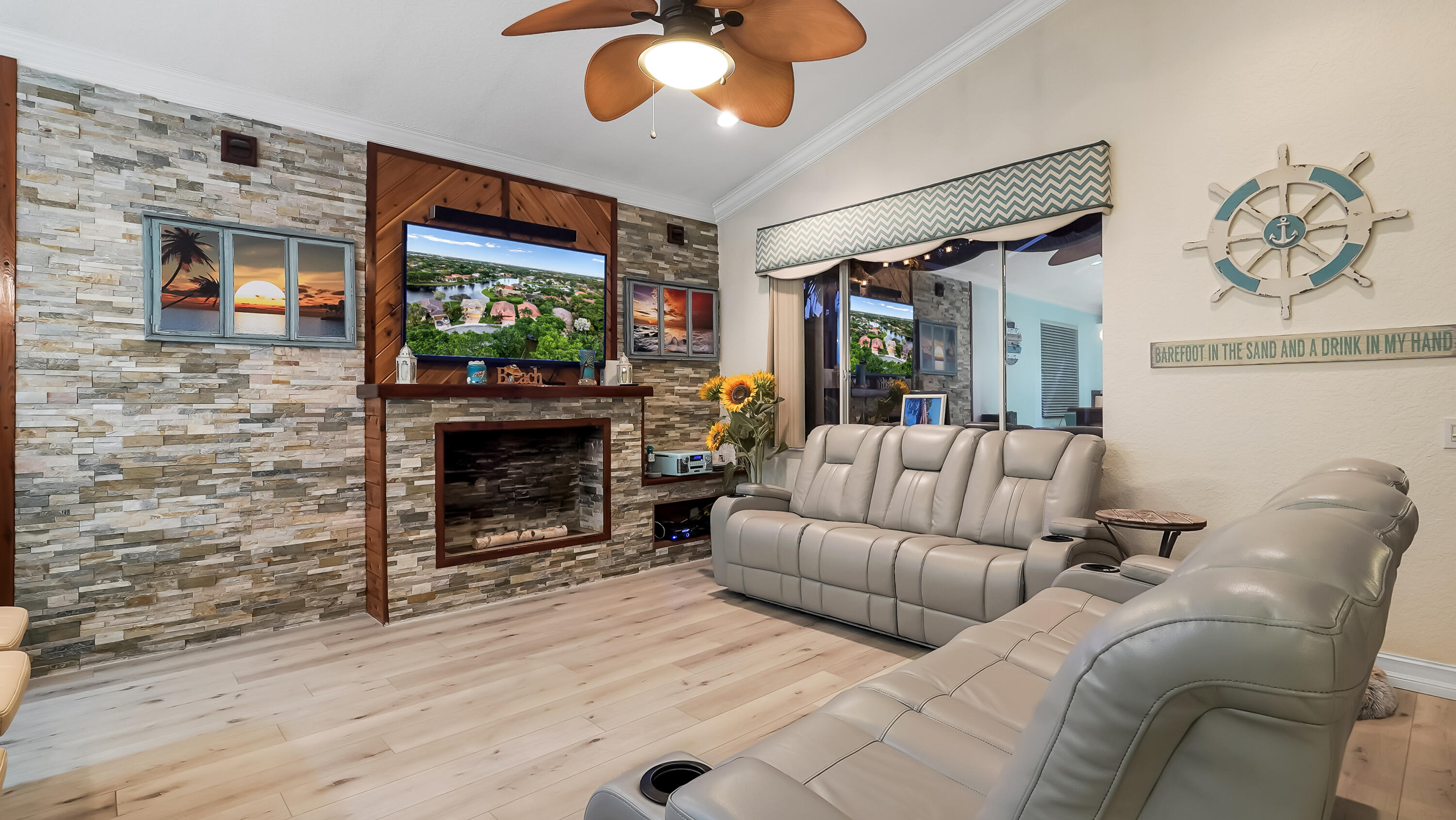 REGENCY LAKES AT COCONUT CREEK - Residential