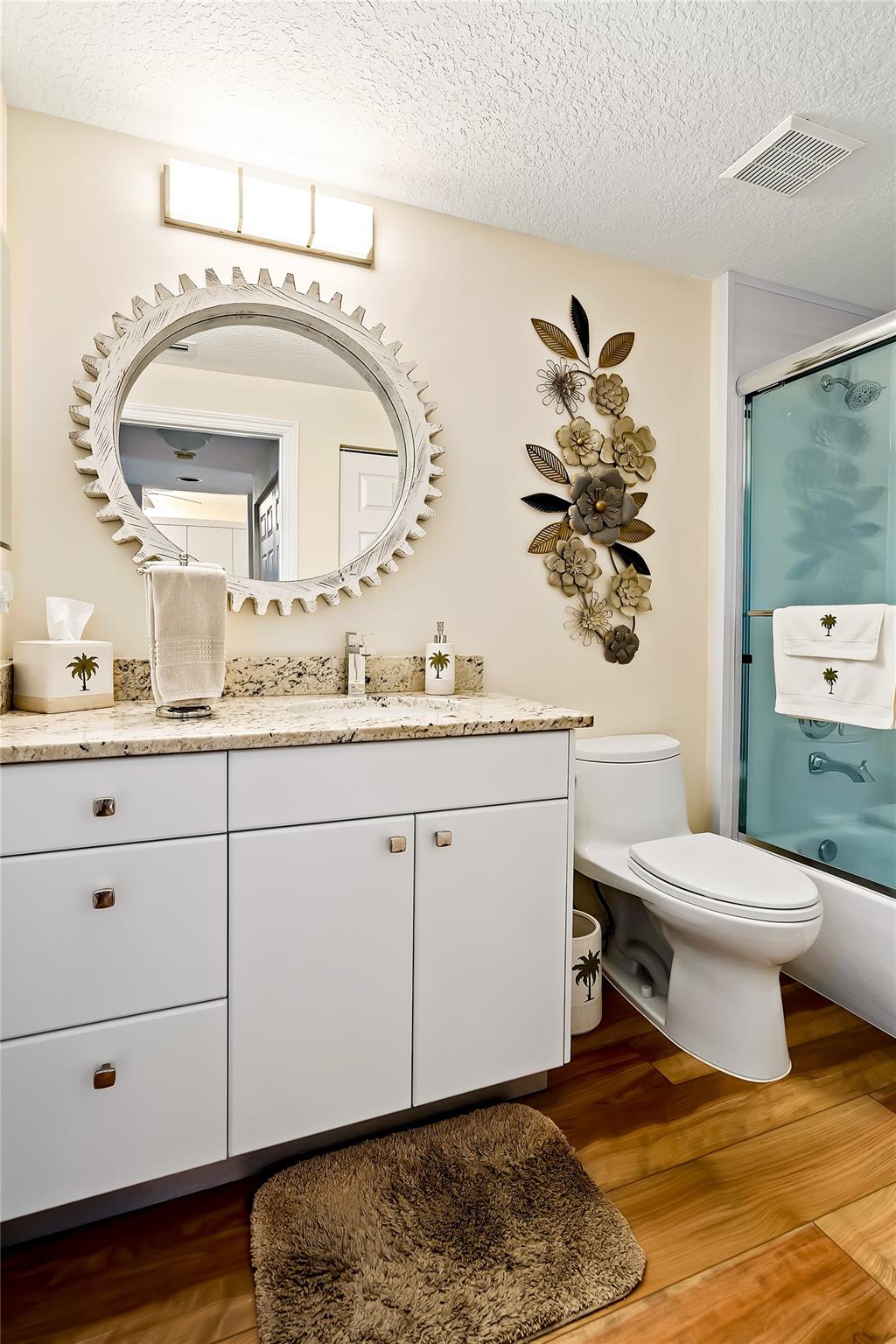 SOUTHAMPTON @ KINGS POINT - Residential