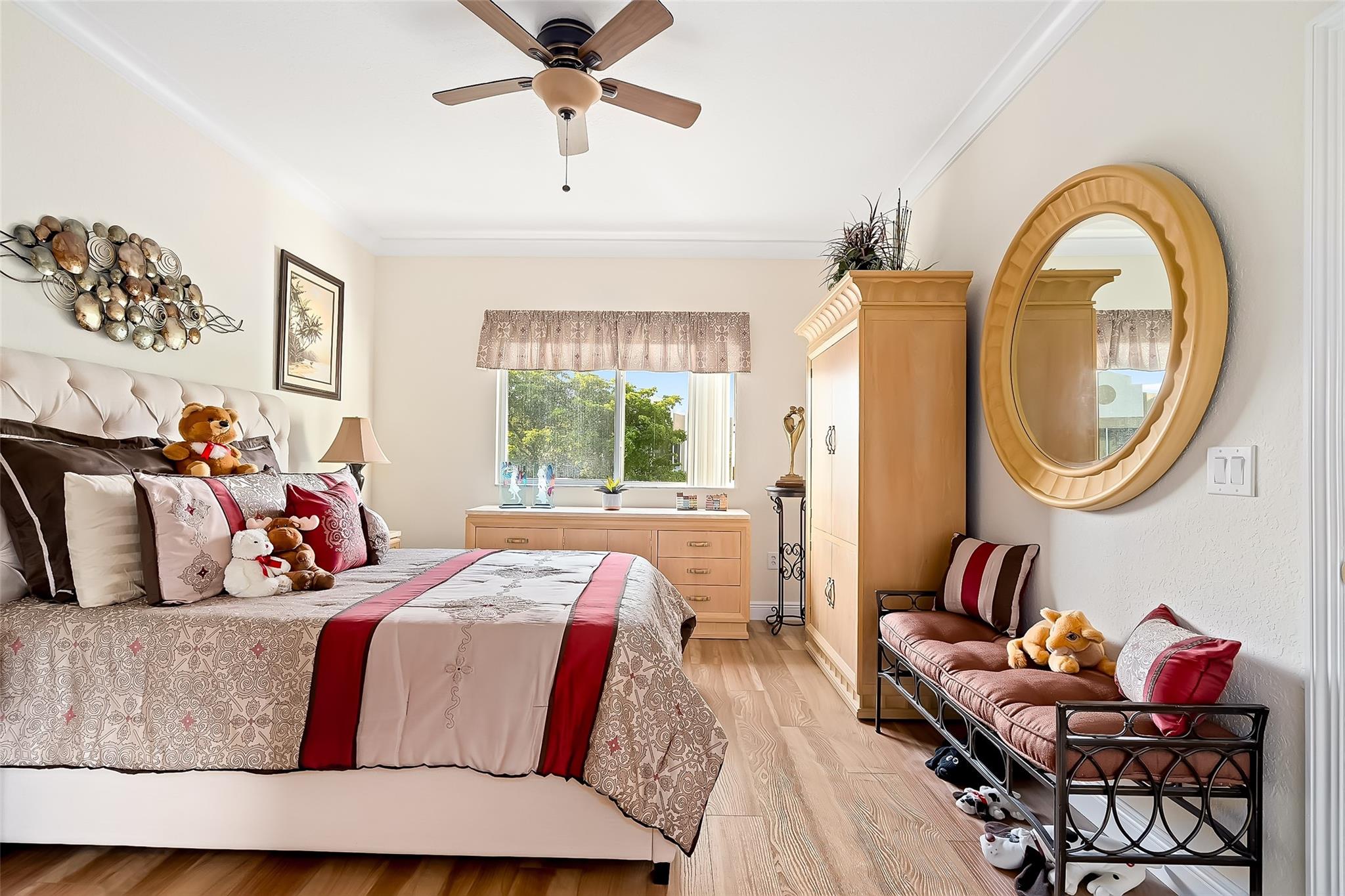 SOUTHAMPTON @ KINGS POINT - Residential