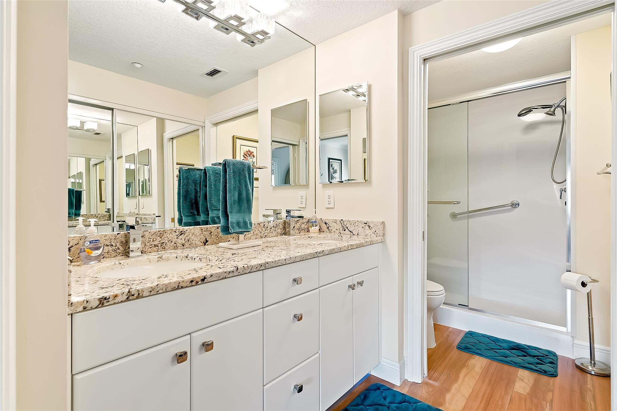 SOUTHAMPTON @ KINGS POINT - Residential