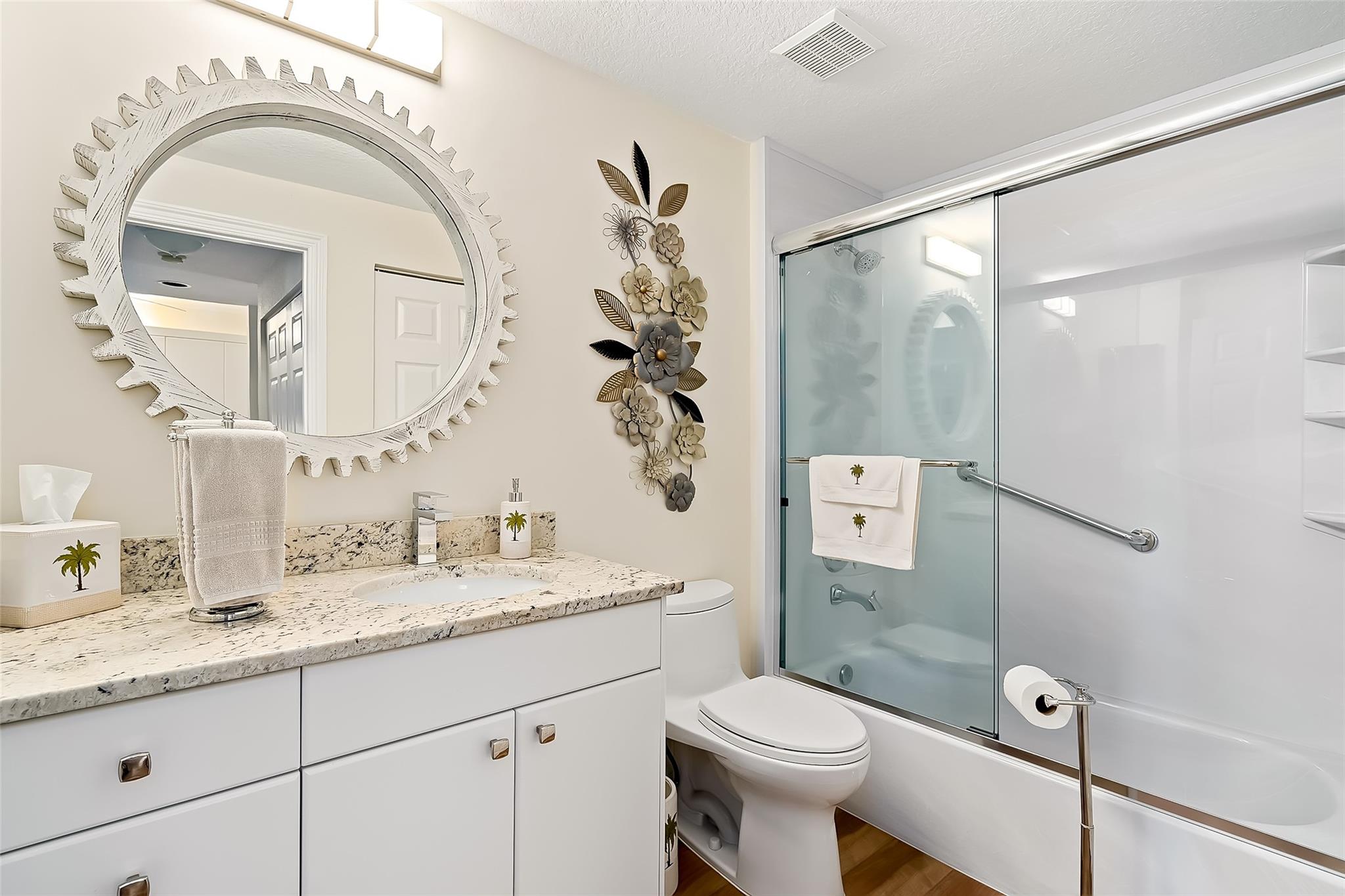 SOUTHAMPTON @ KINGS POINT - Residential