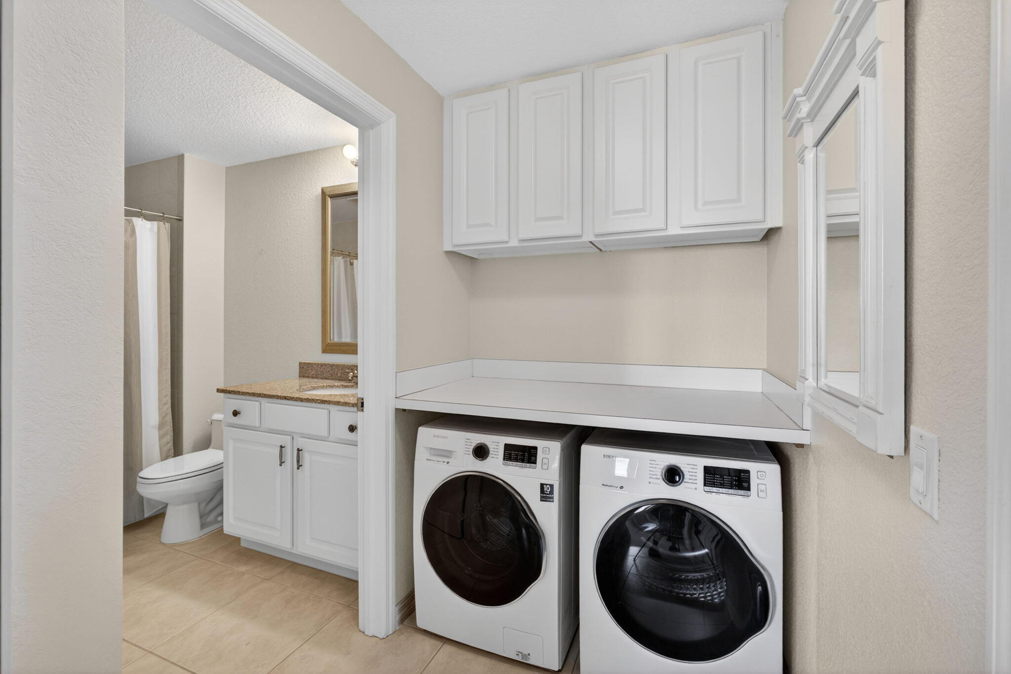 SEAMARK CONDO - Residential