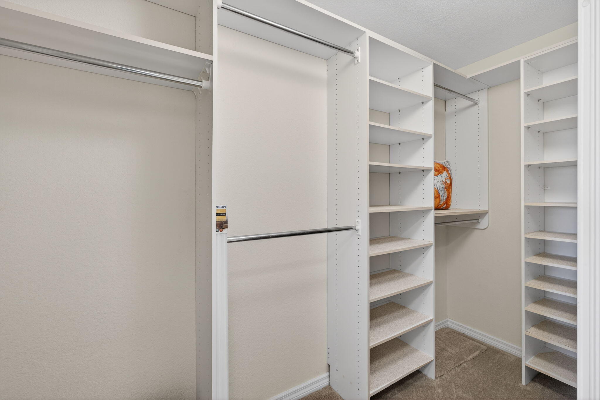 SEAMARK CONDO - Residential