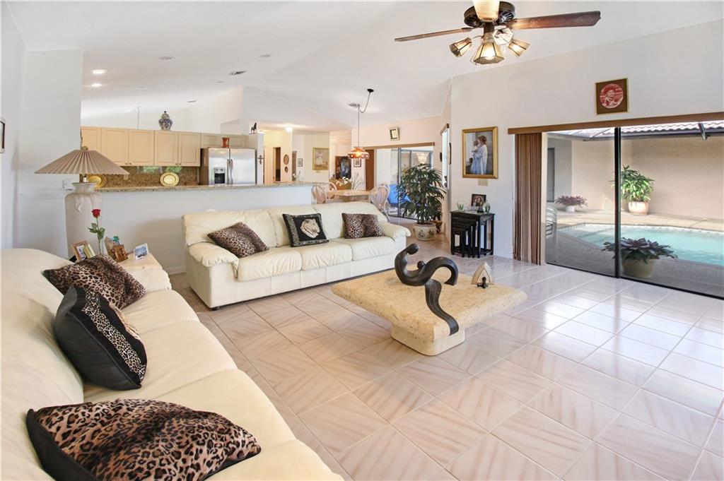 Pine Ridge 112-37 B - Residential