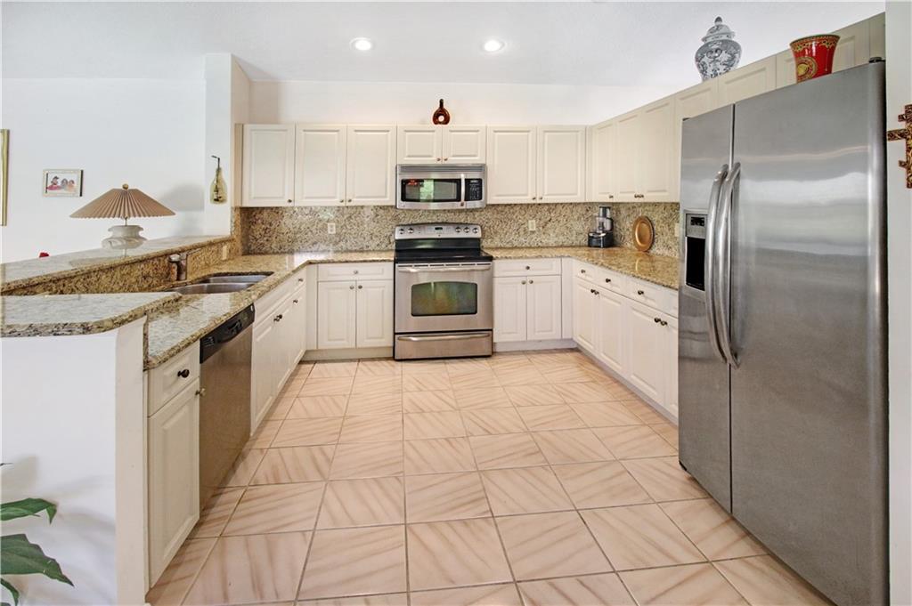 Pine Ridge 112-37 B - Residential